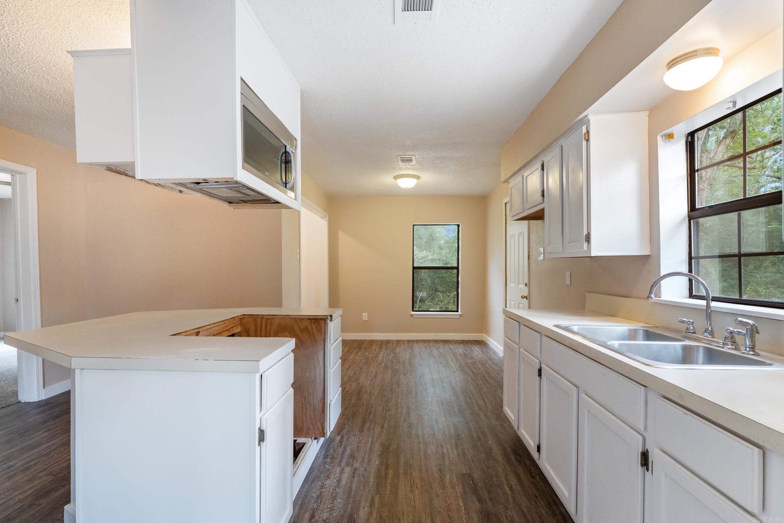 222 W 8th  Sheridan, AR