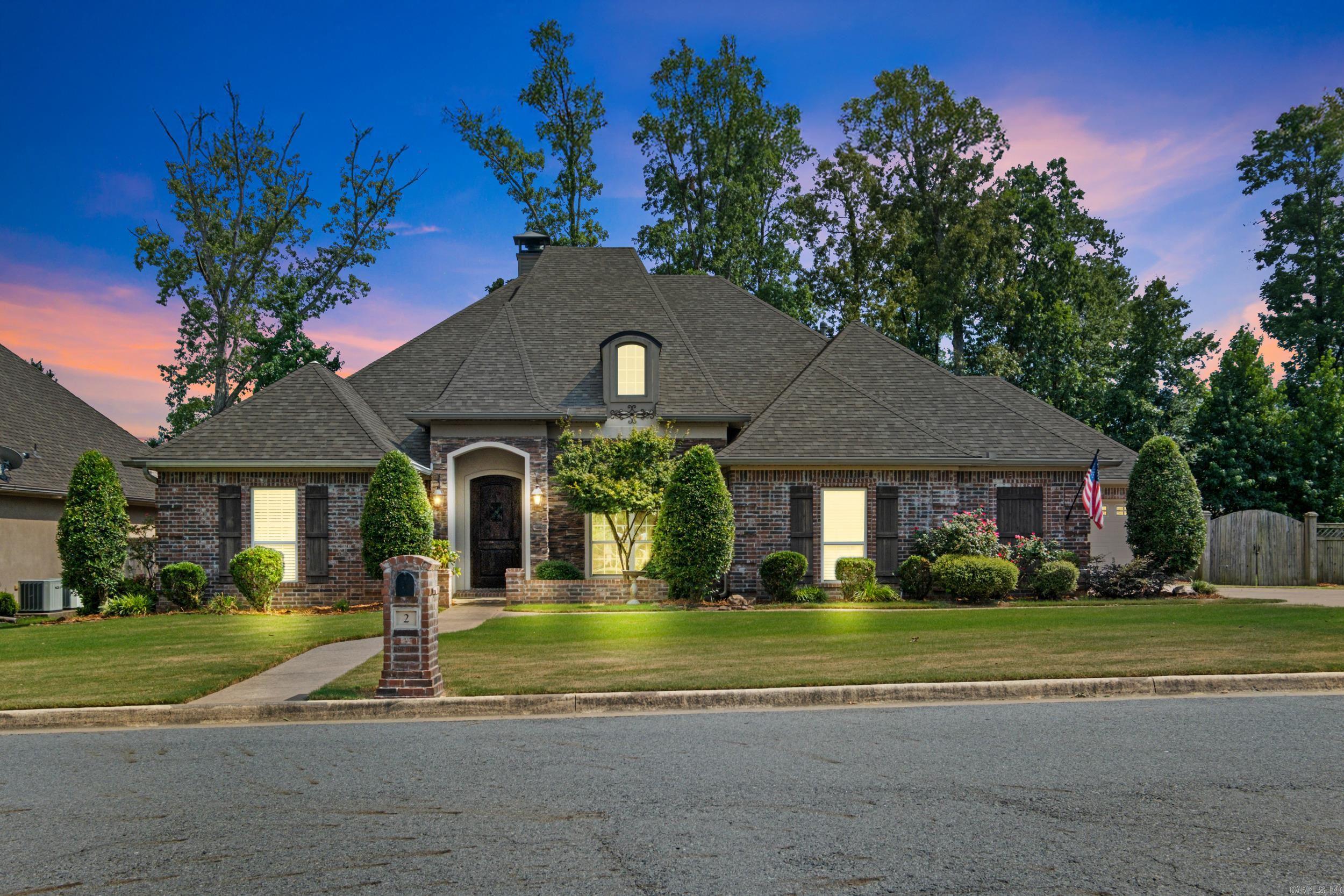2 Cypress Valley Cv  Maumelle, AR