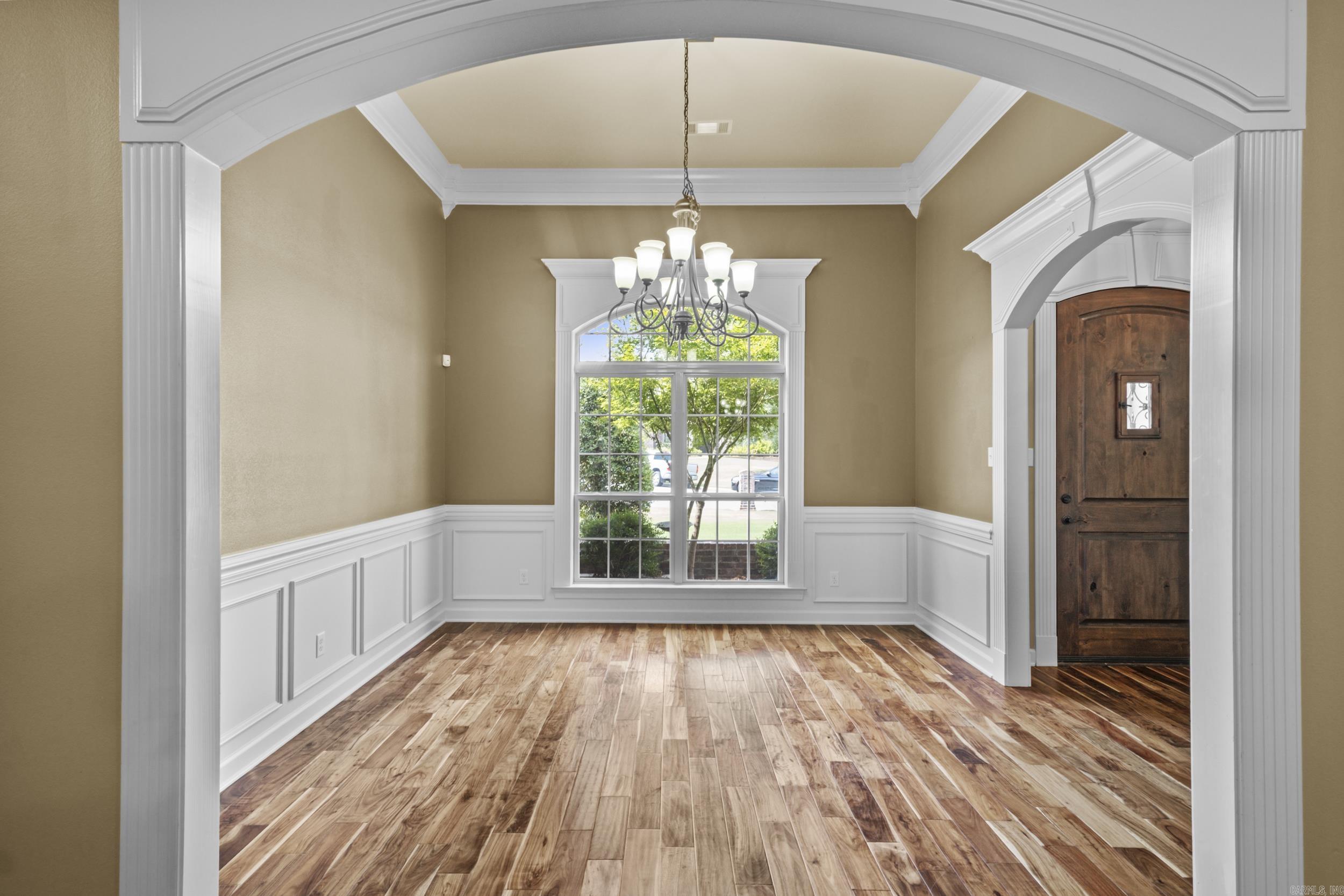 2 Cypress Valley Cv  Maumelle, AR