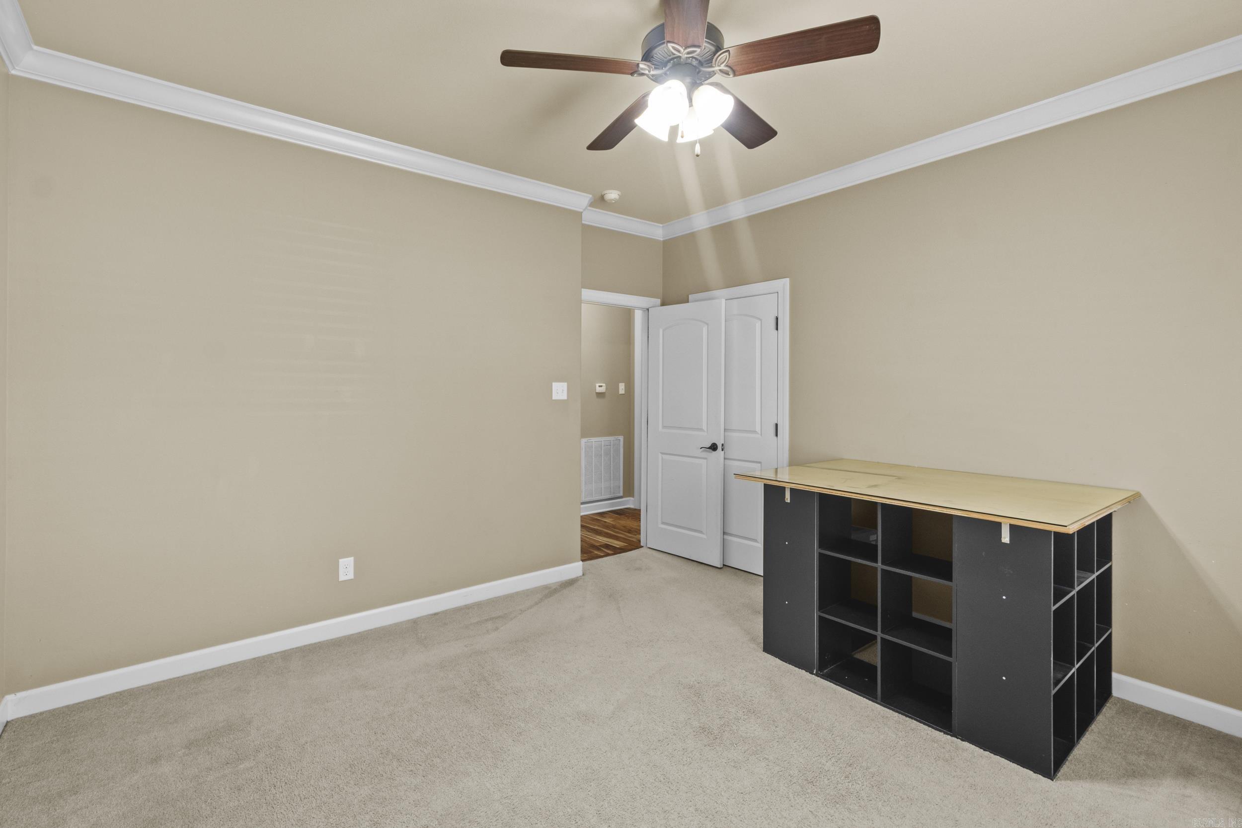 2 Cypress Valley Cv  Maumelle, AR