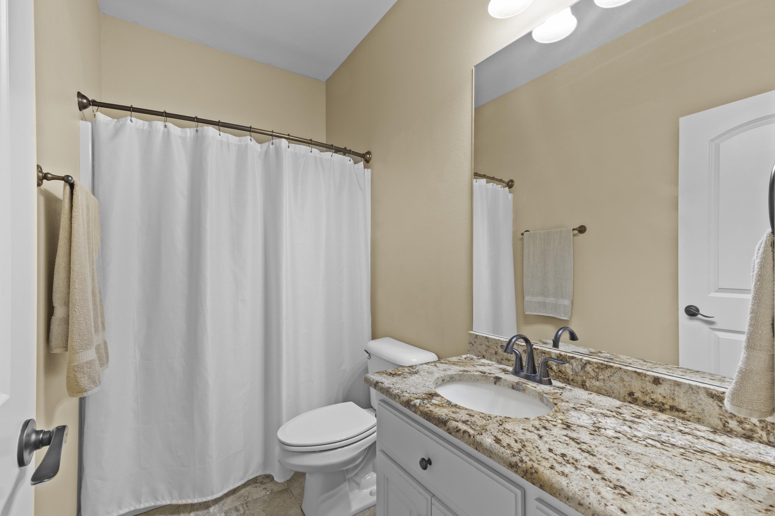 2 Cypress Valley Cv  Maumelle, AR
