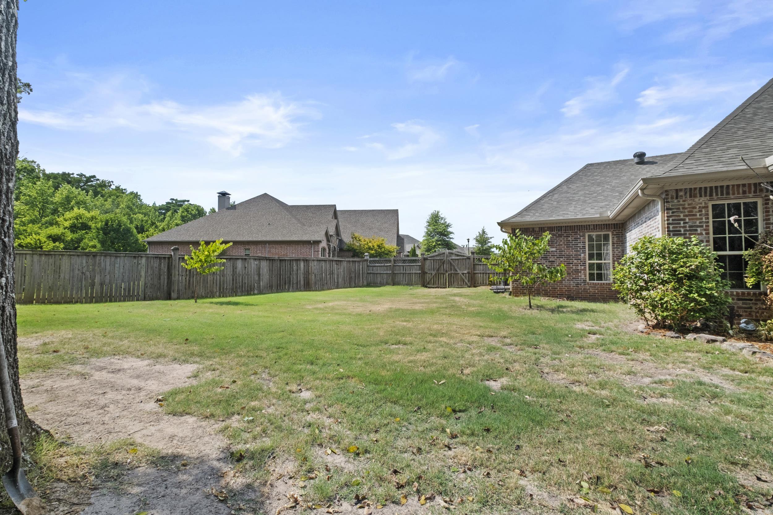 2 Cypress Valley Cv  Maumelle, AR