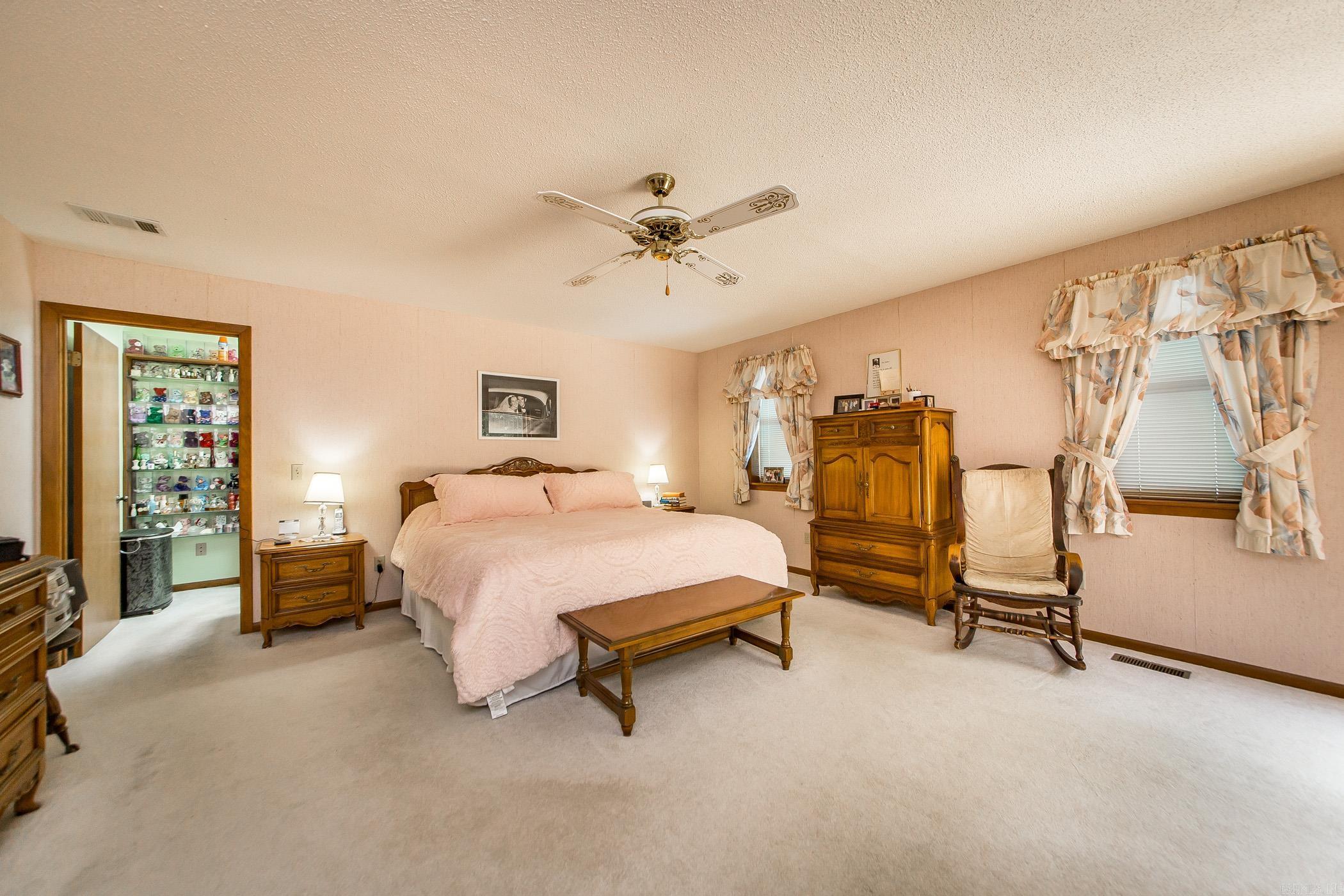 234 Pine Hill  Fairfield Bay, AR