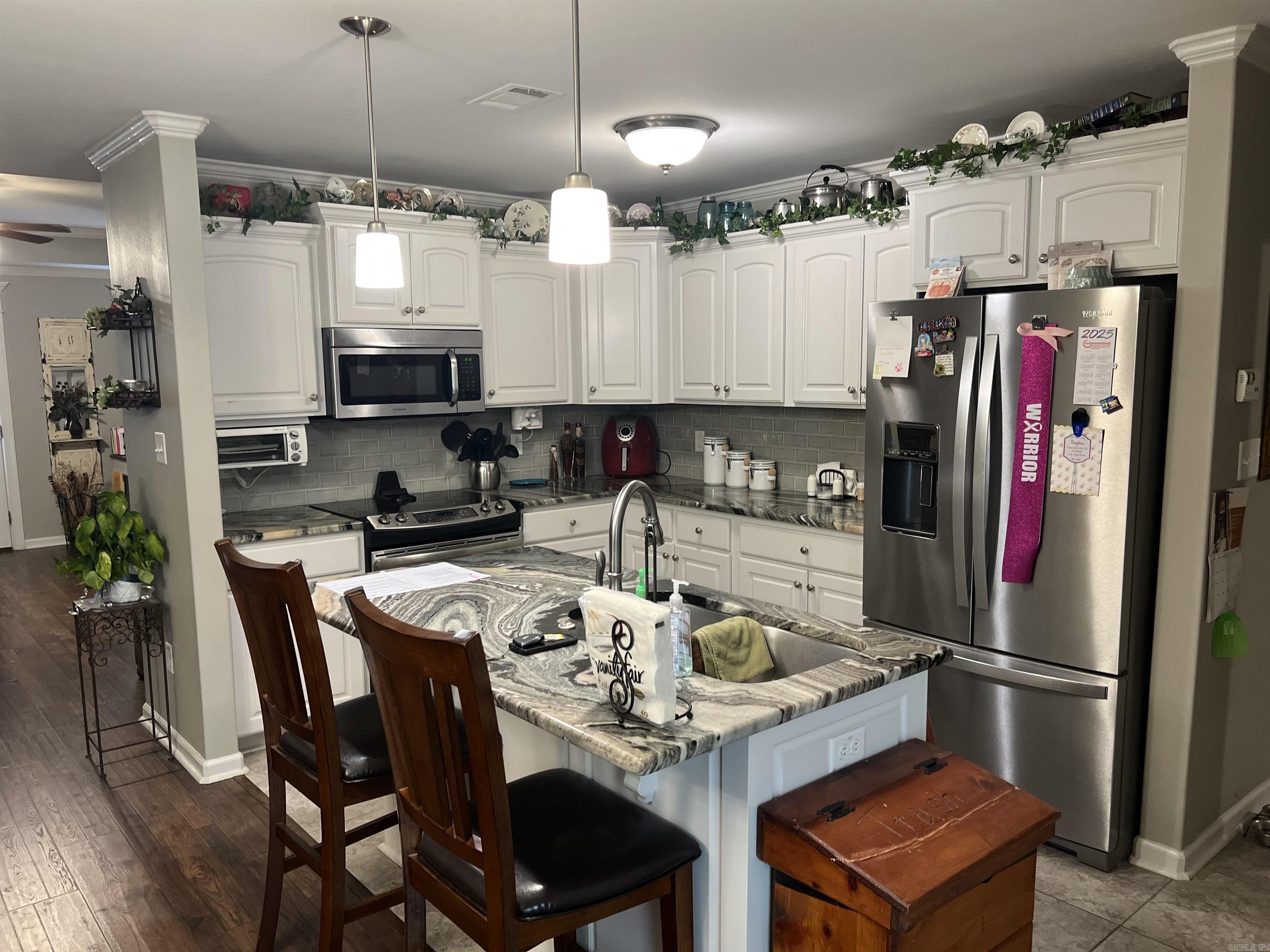 908 Heritage Cv Redfield, AR 72132