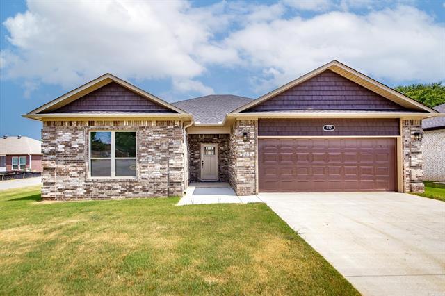 912 E Dell Vista  Cabot, AR