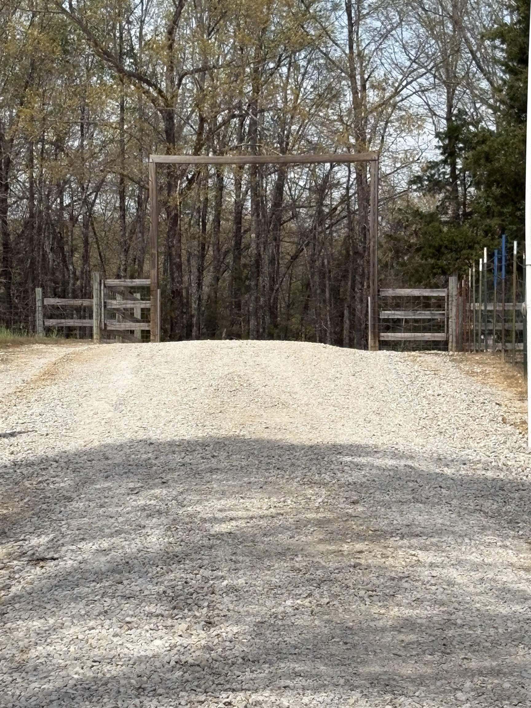 4431 Magnolia Road Salem, AR 72576