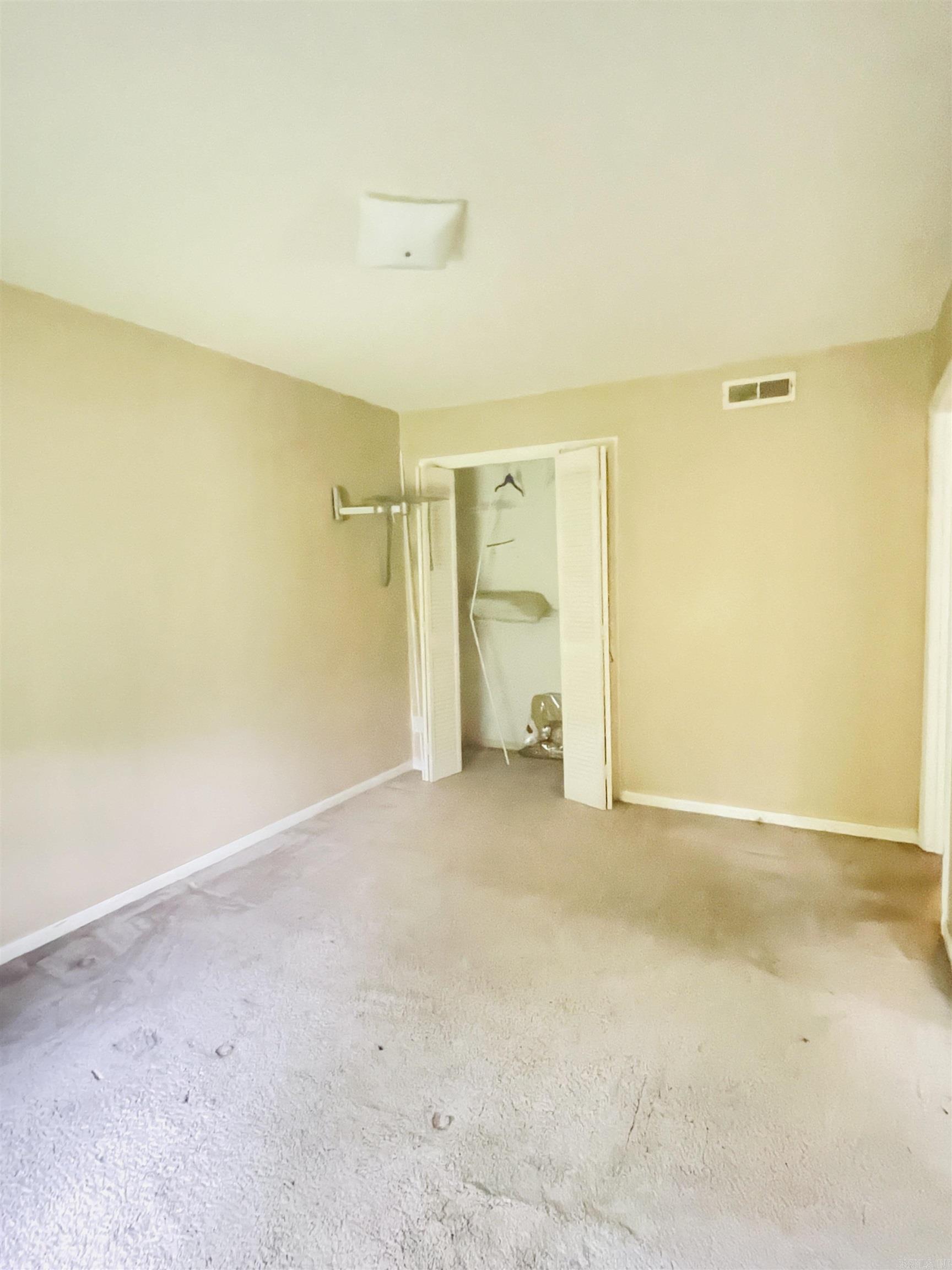 55 FALLING CREEK DR North Little Rock, AR 72114