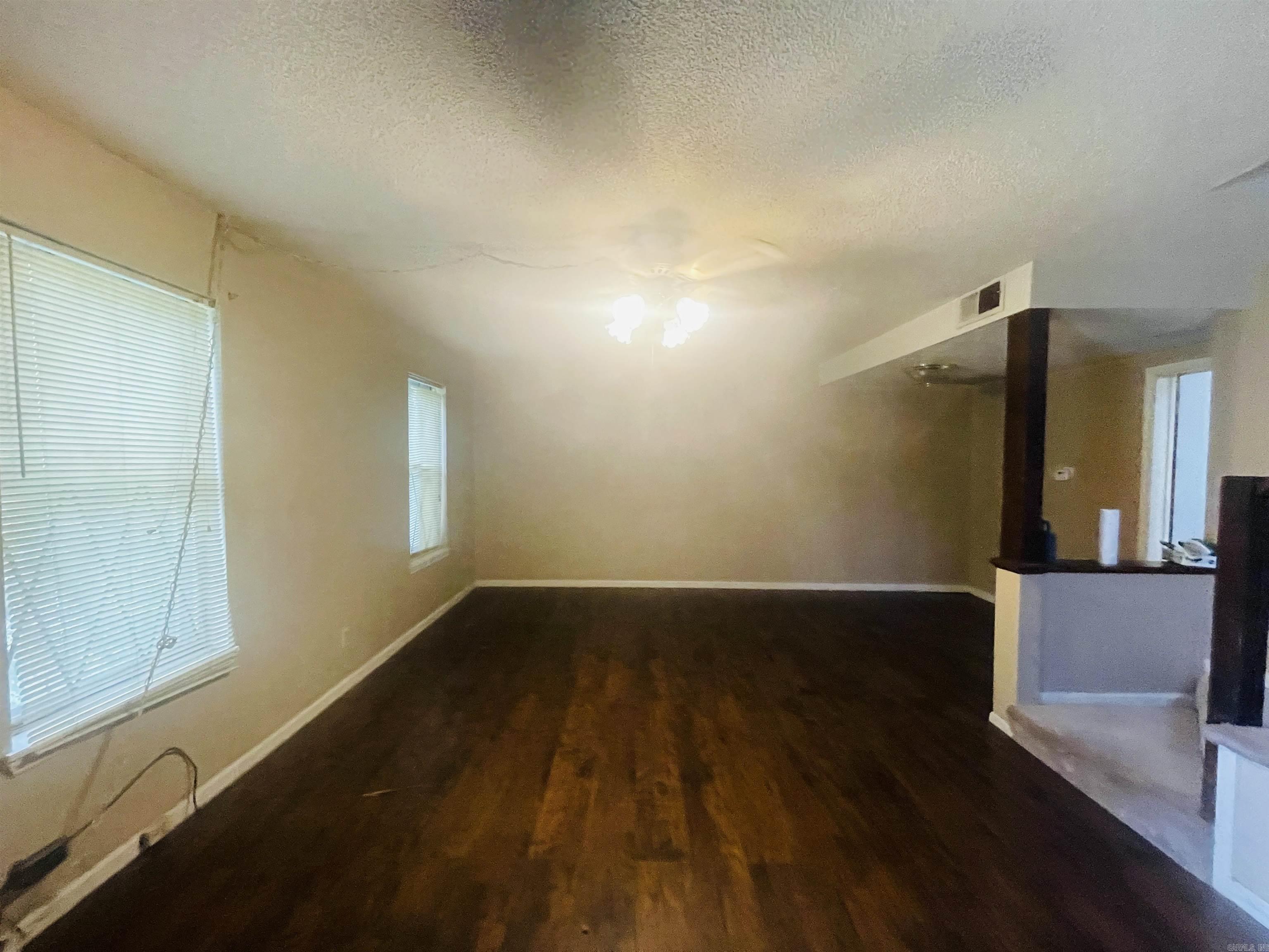 55 FALLING CREEK DR North Little Rock, AR 72114