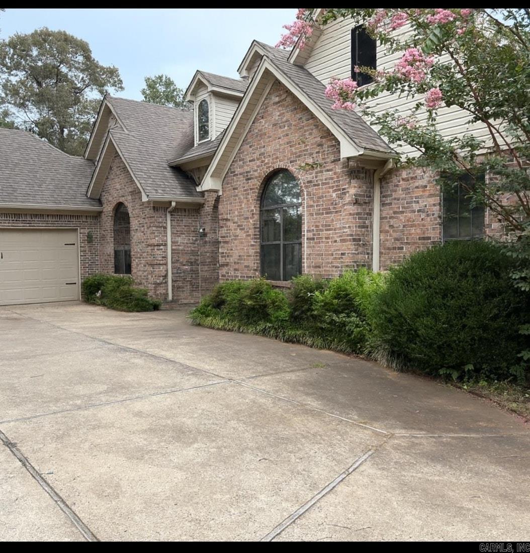2074 Hickory Creek Circle  Bryant, AR
