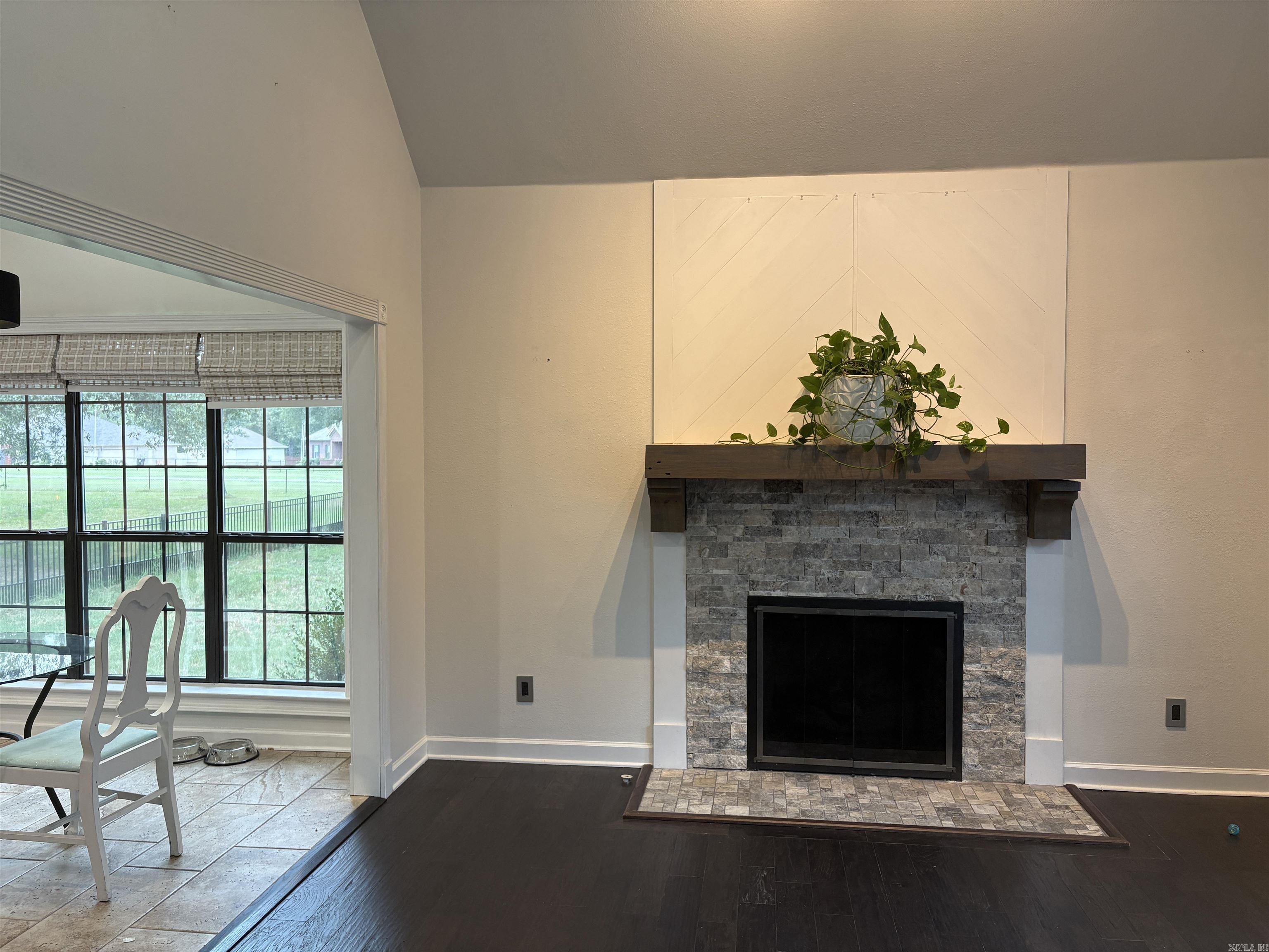2074 Hickory Creek Circle  Bryant, AR