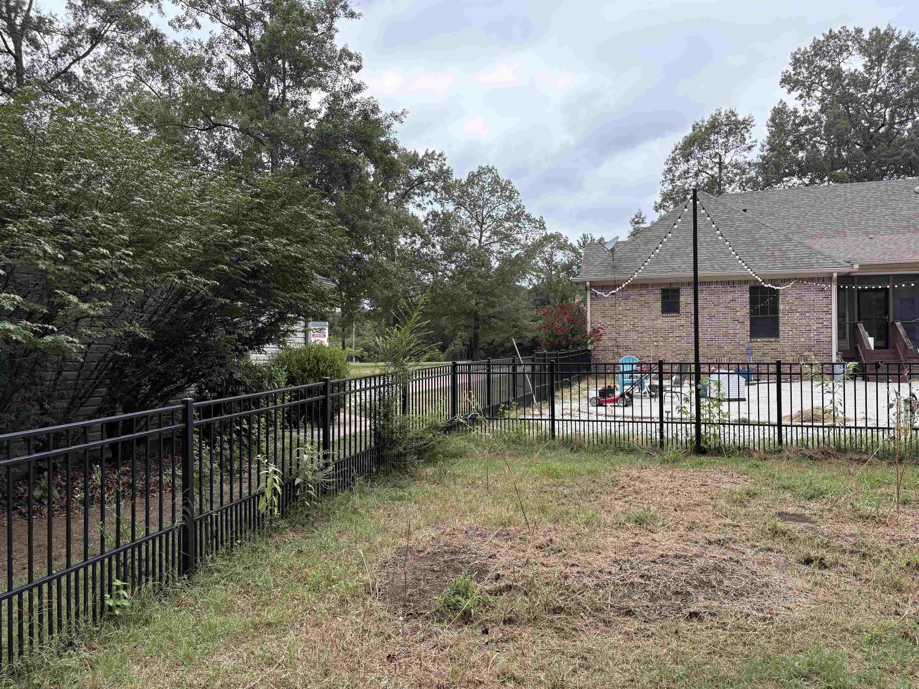 2074 Hickory Creek Circle  Bryant, AR