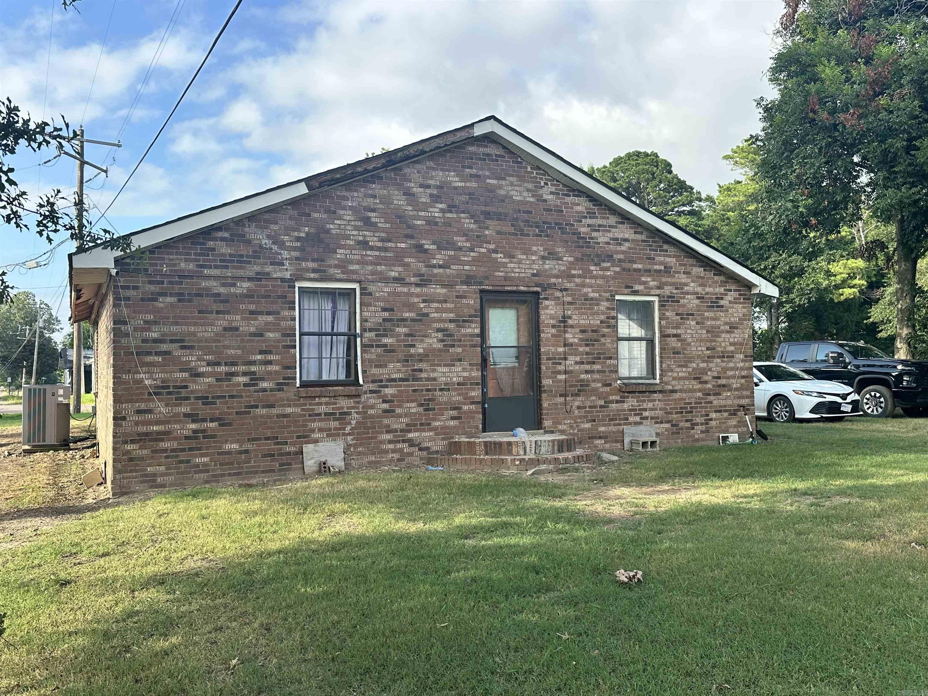 915 W Union Ave  Wynne, AR