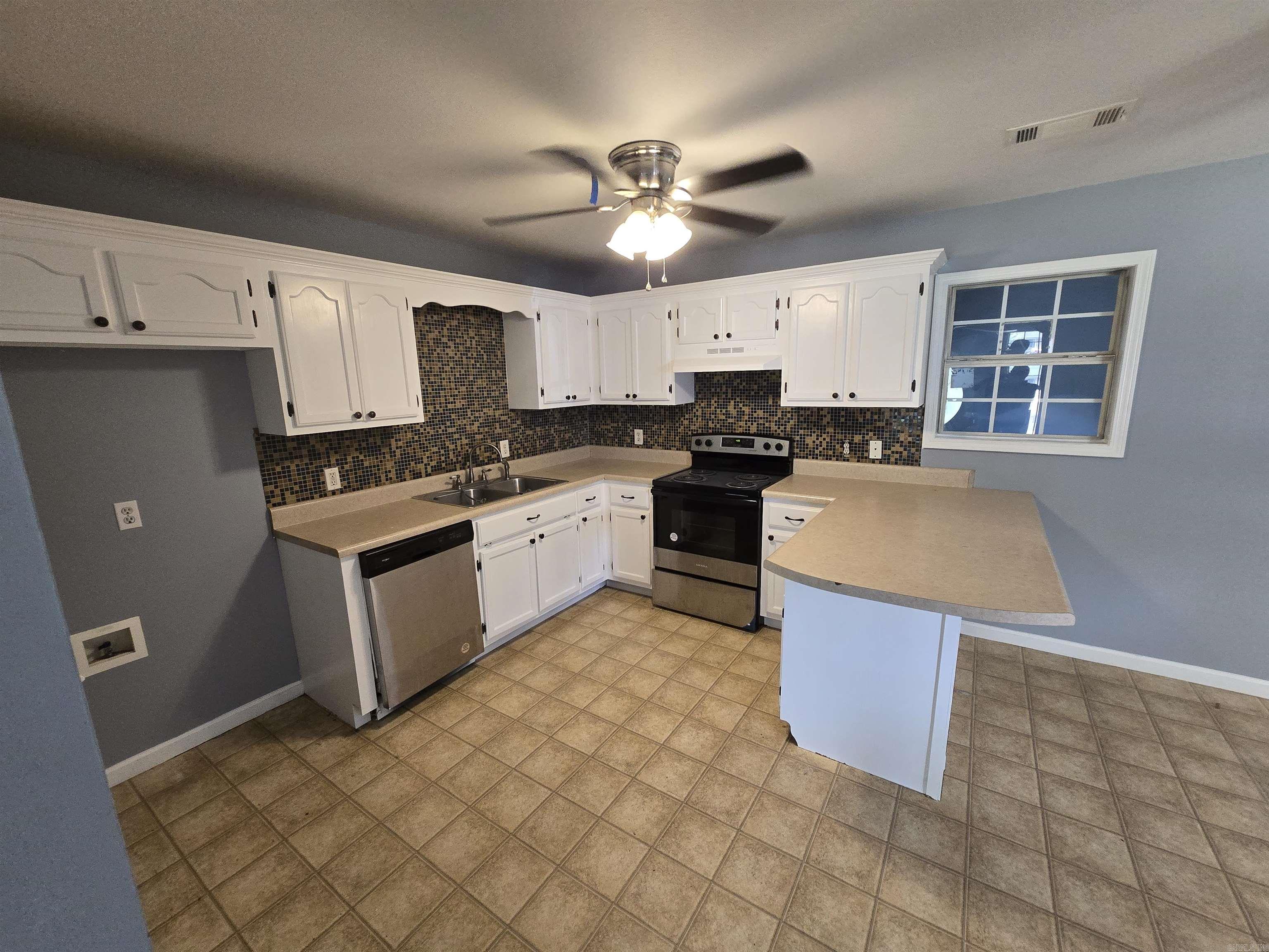 1209 Cole  Paragould, AR