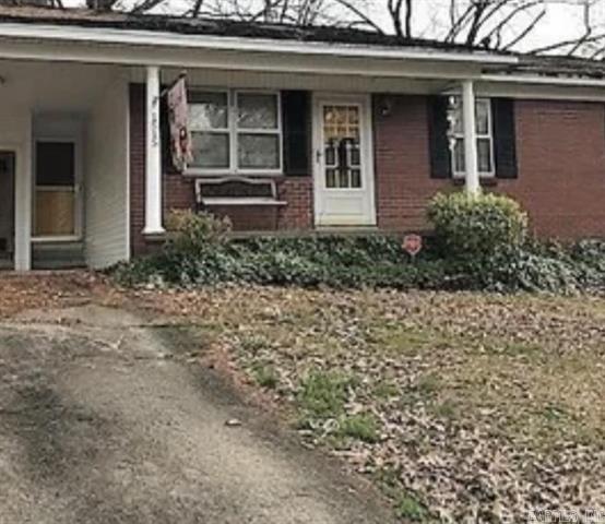 1515  E. Twin Lakes  Little Rock, AR