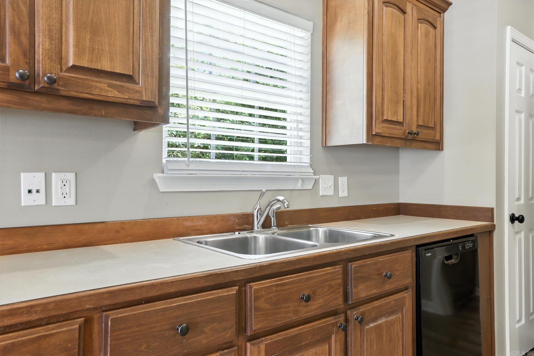 419 Sharon Oaks  Benton, AR