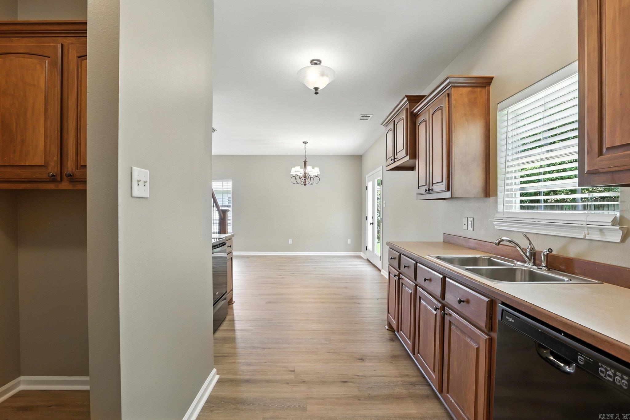 419 Sharon Oaks  Benton, AR
