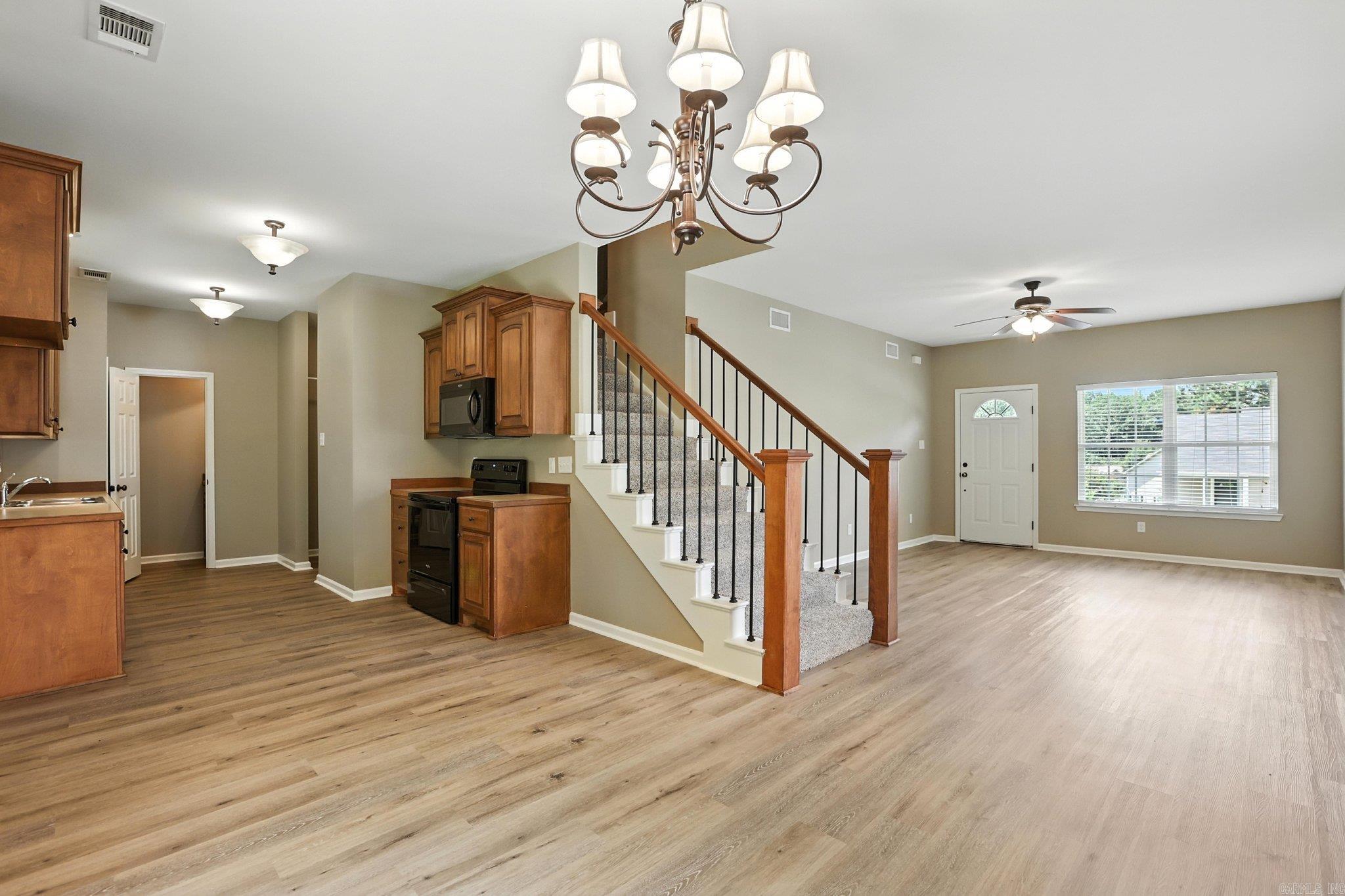419 Sharon Oaks  Benton, AR