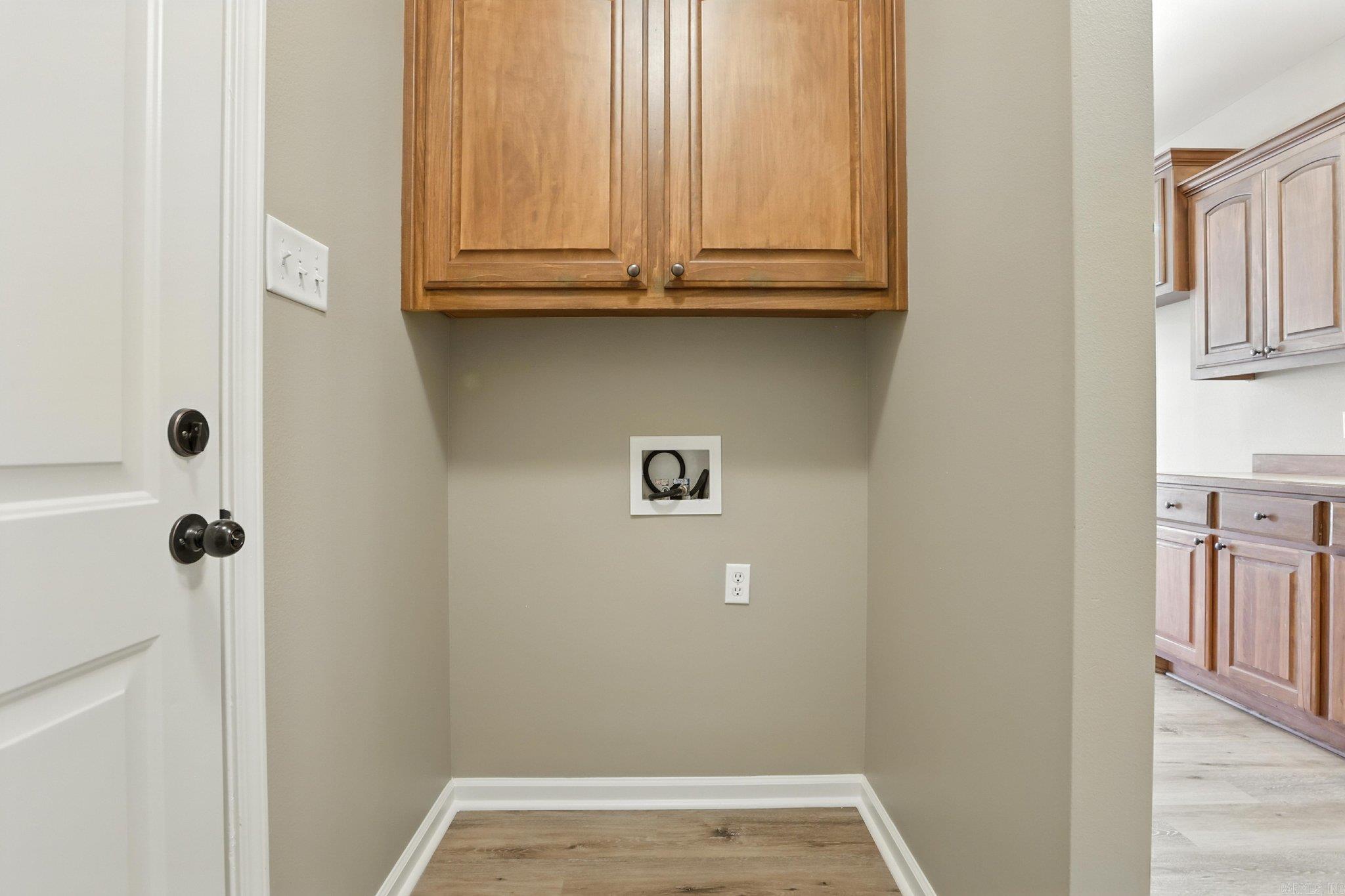 419 Sharon Oaks  Benton, AR