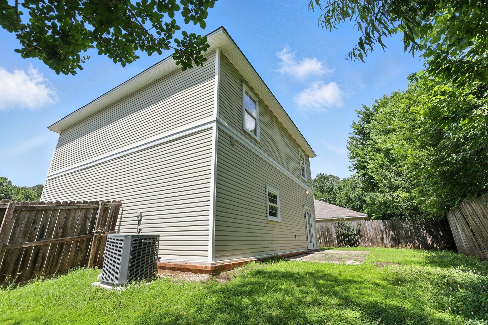 419 Sharon Oaks  Benton, AR