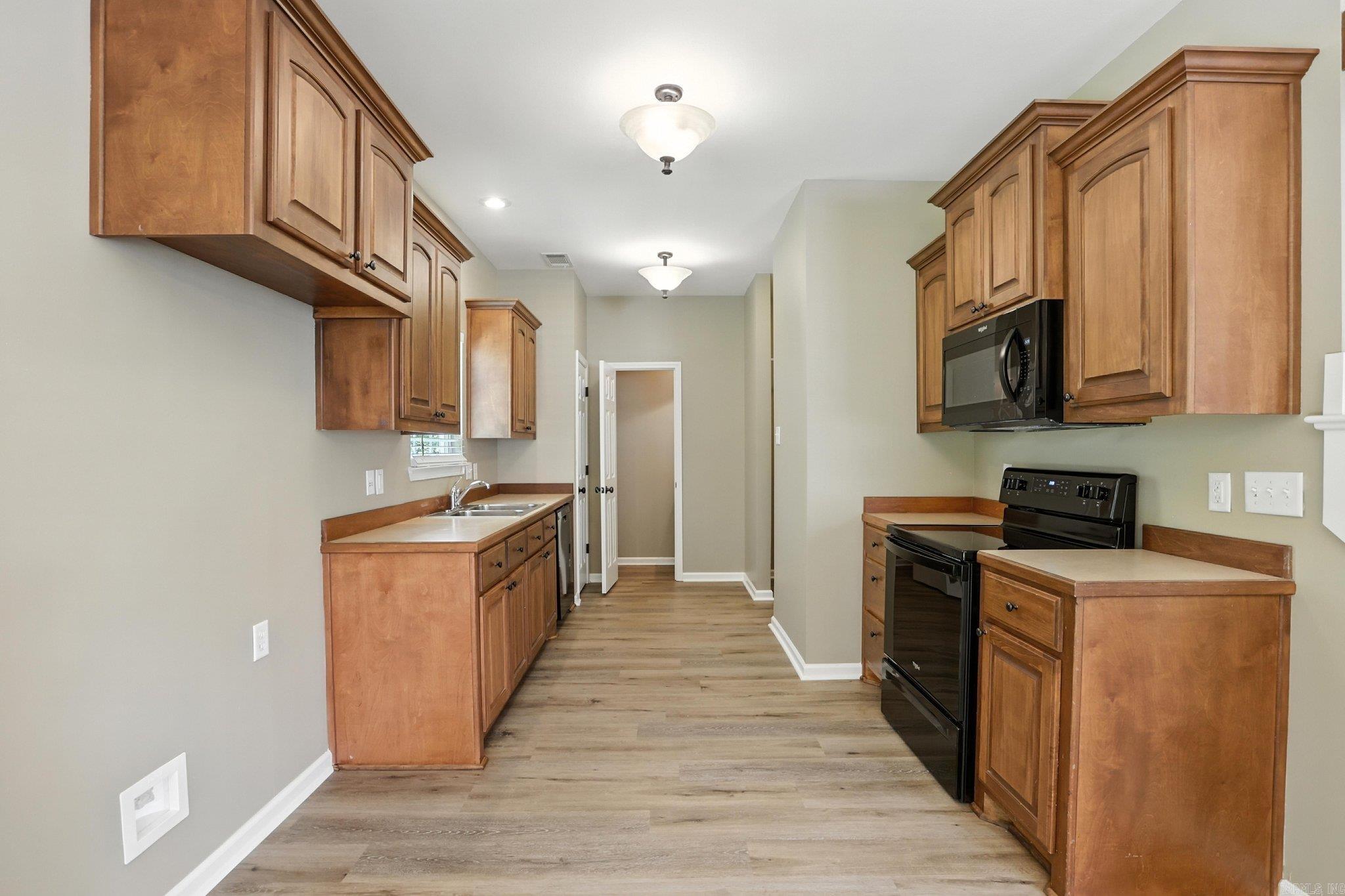 419 Sharon Oaks  Benton, AR