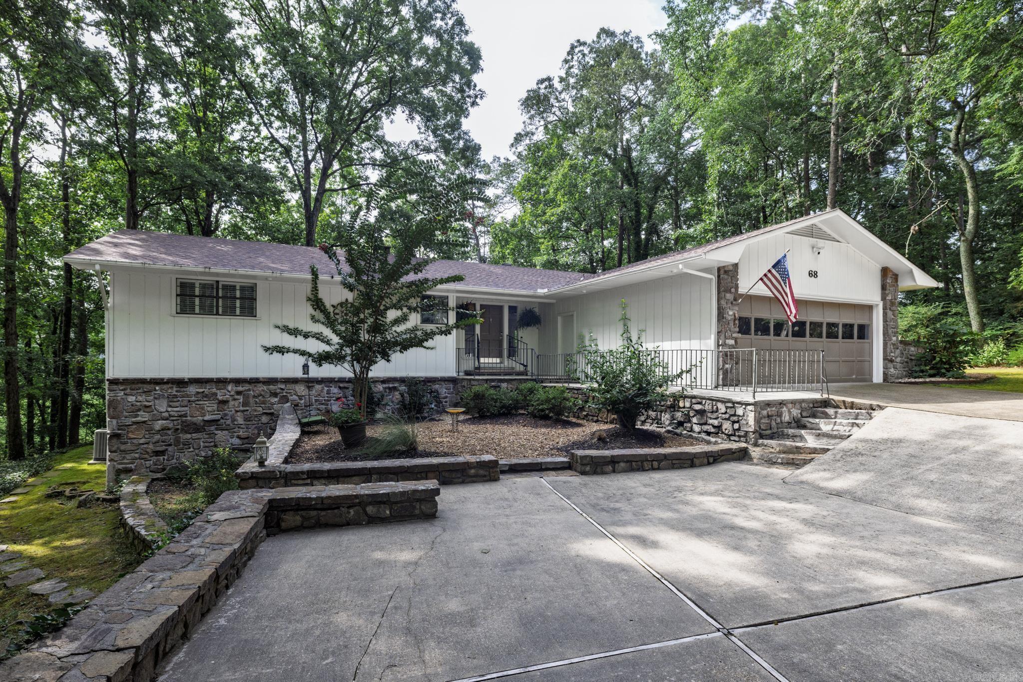 68 Malaga Way