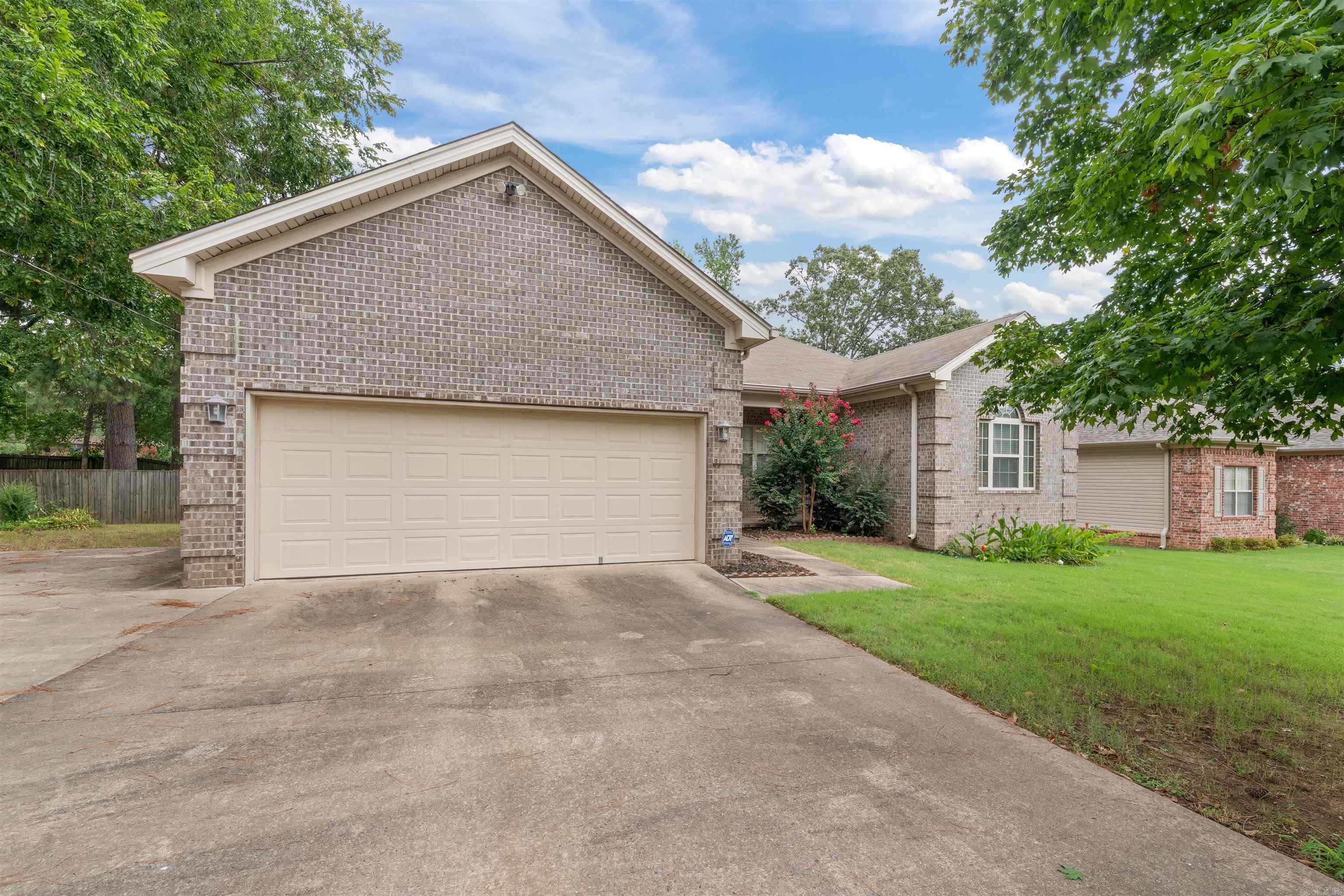 15 Cardinal Lane  Sherwood, AR