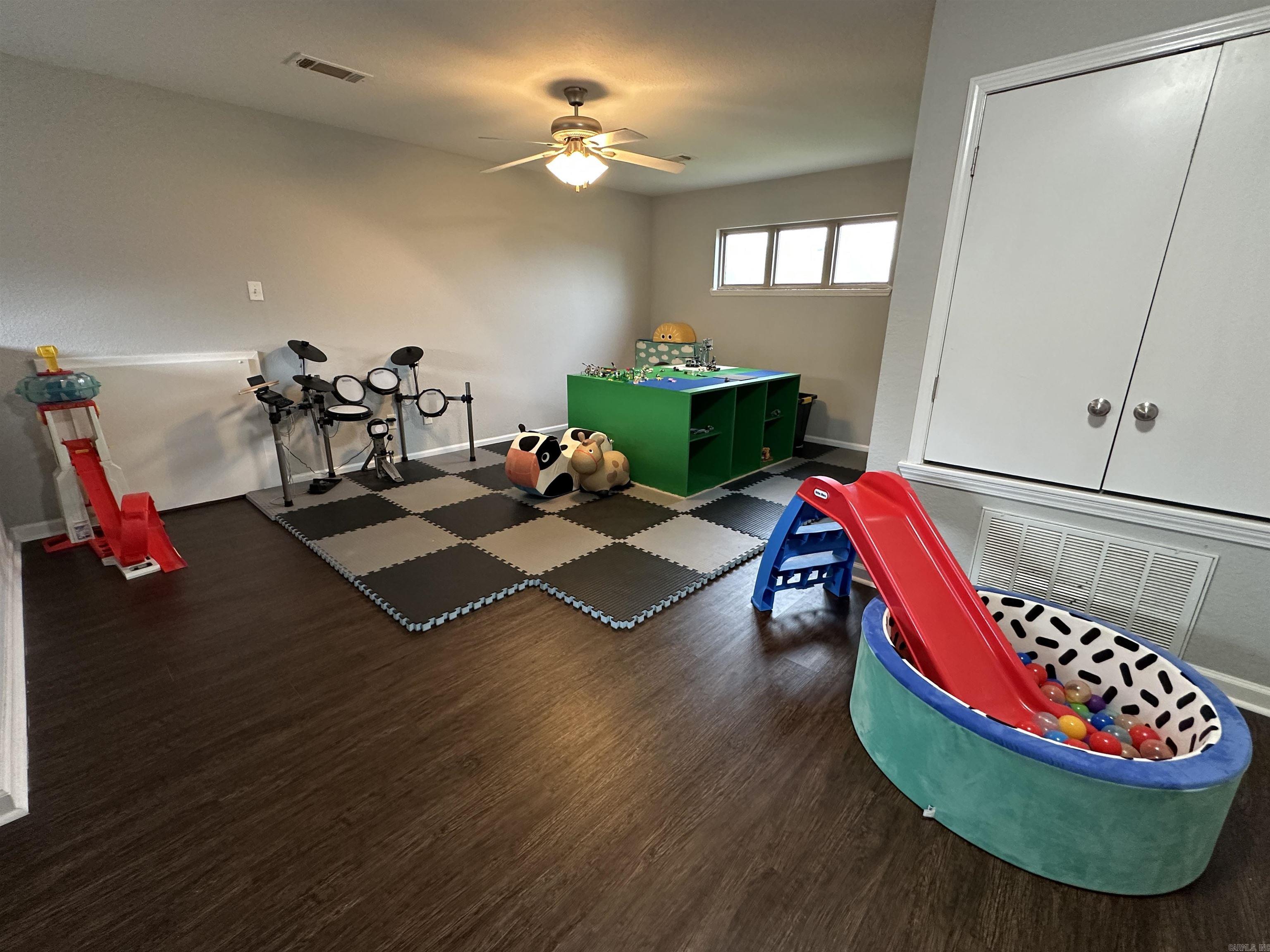 82 Earnhardt Circle  Cabot, AR