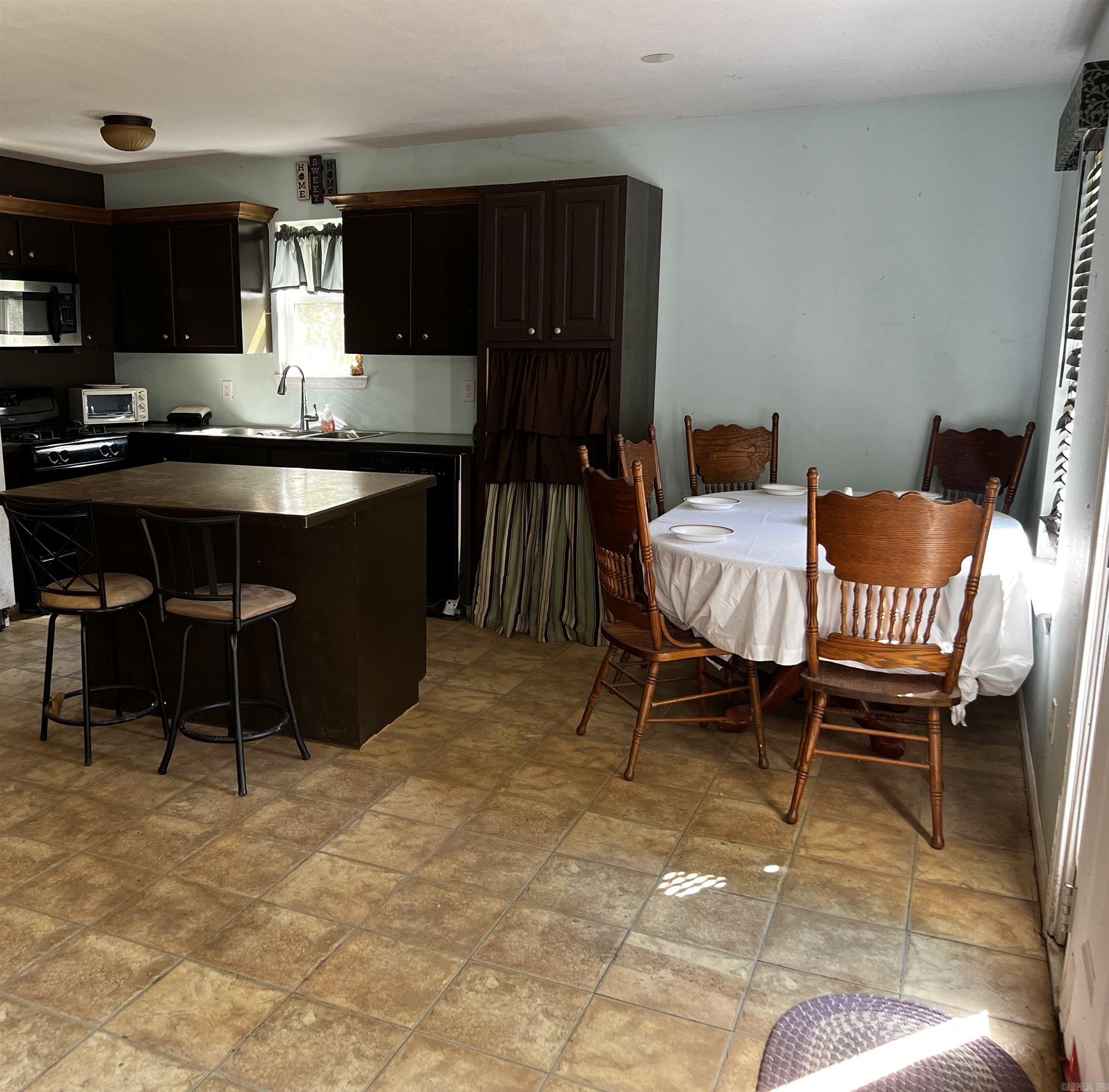 5810 E Sardis  Hensley, AR