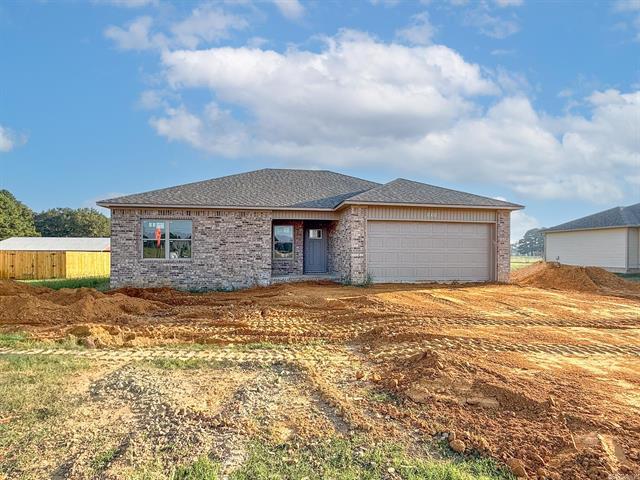 111  LLOYD HENDERSON  Beebe, AR