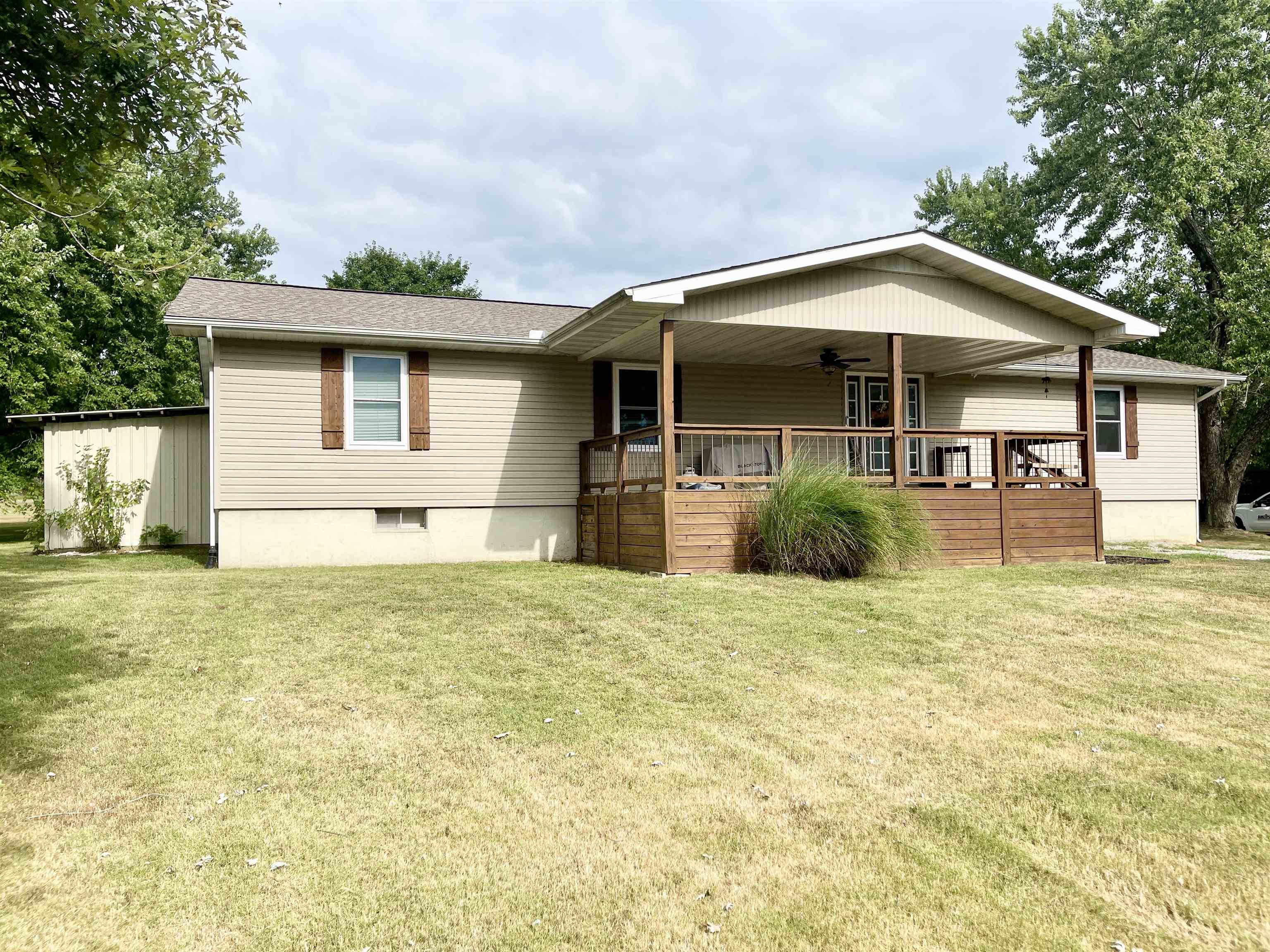 5698 S 9  Salem, AR