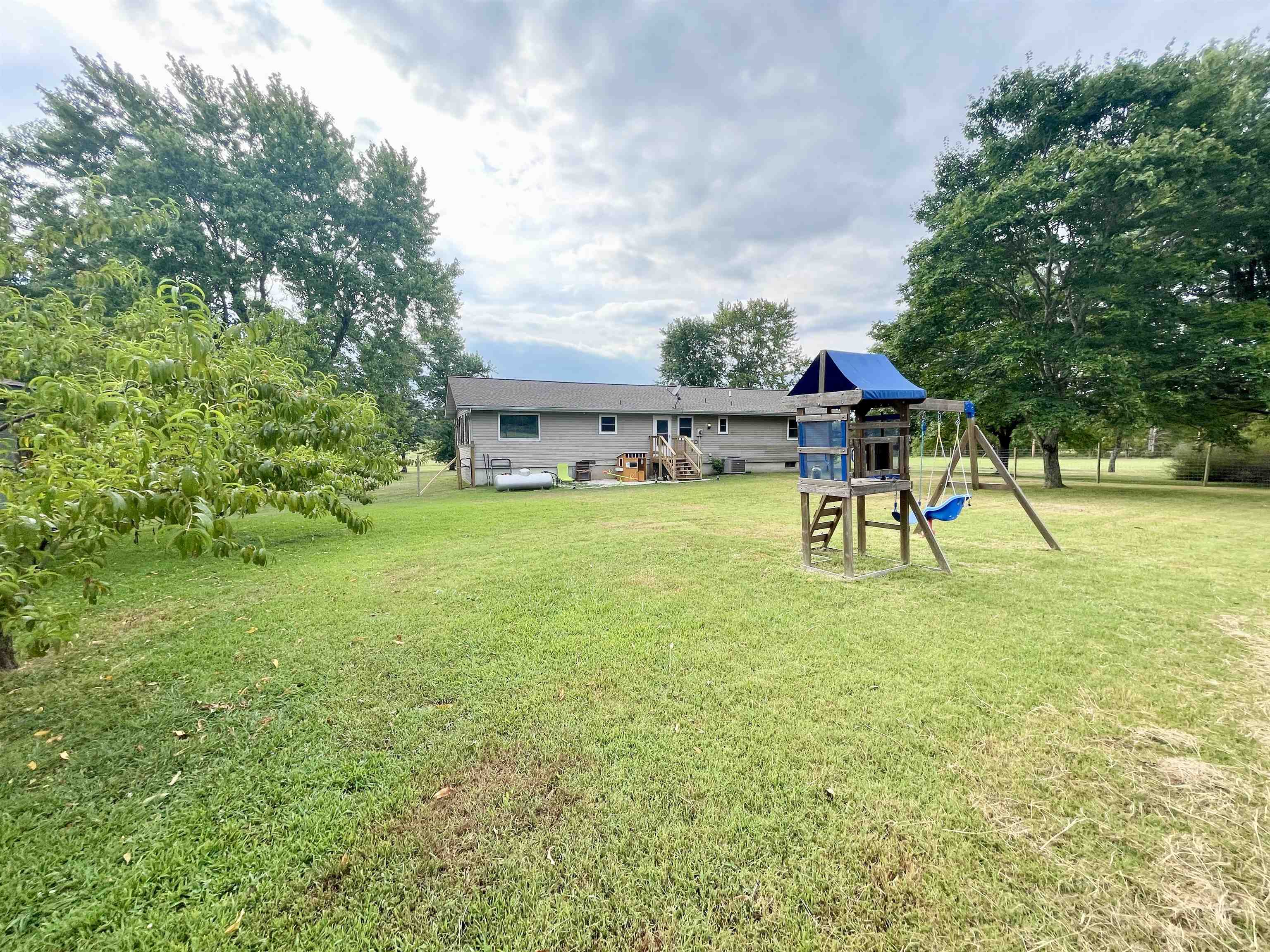 5698 S 9  Salem, AR