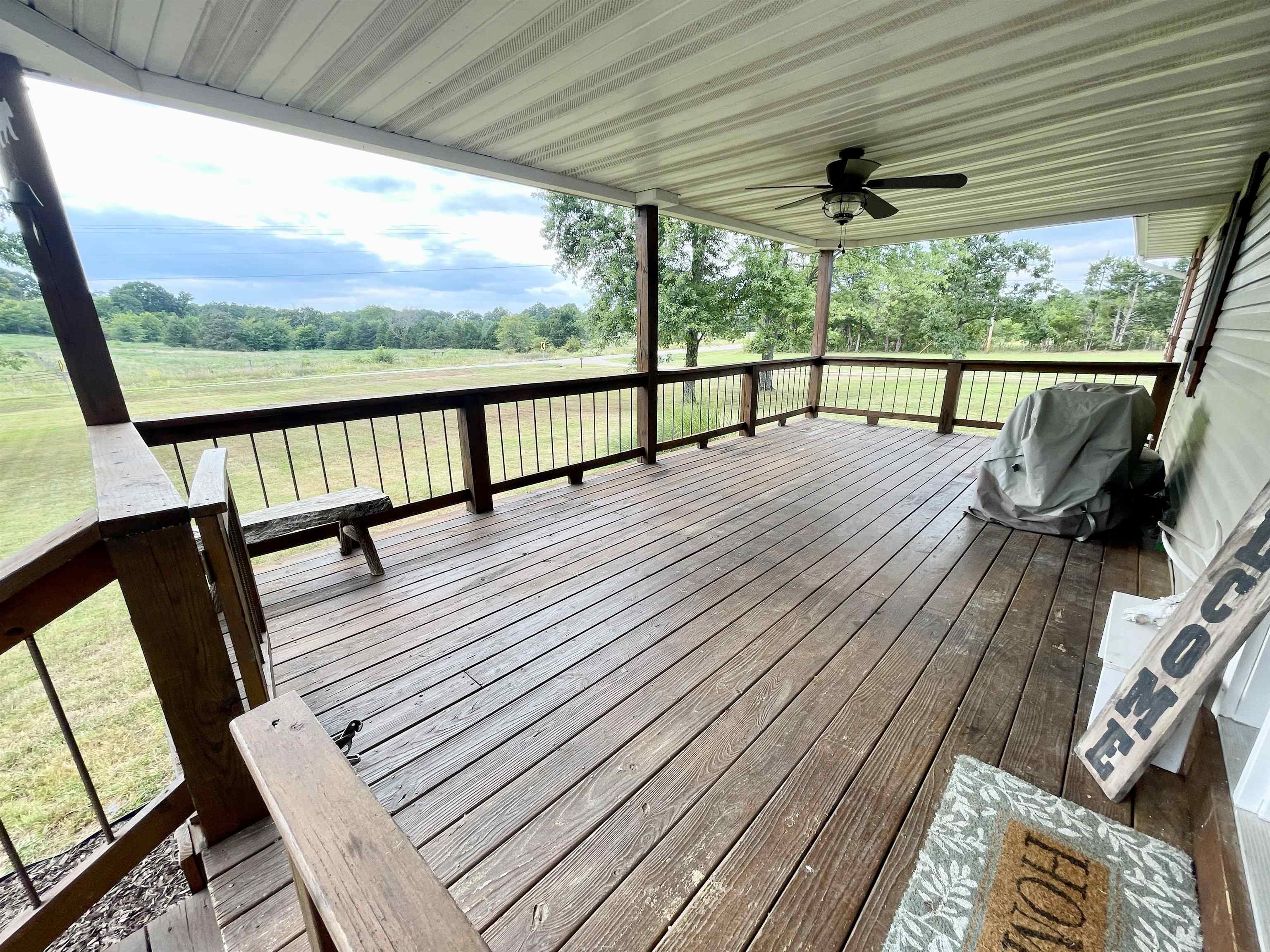 5698 S 9  Salem, AR