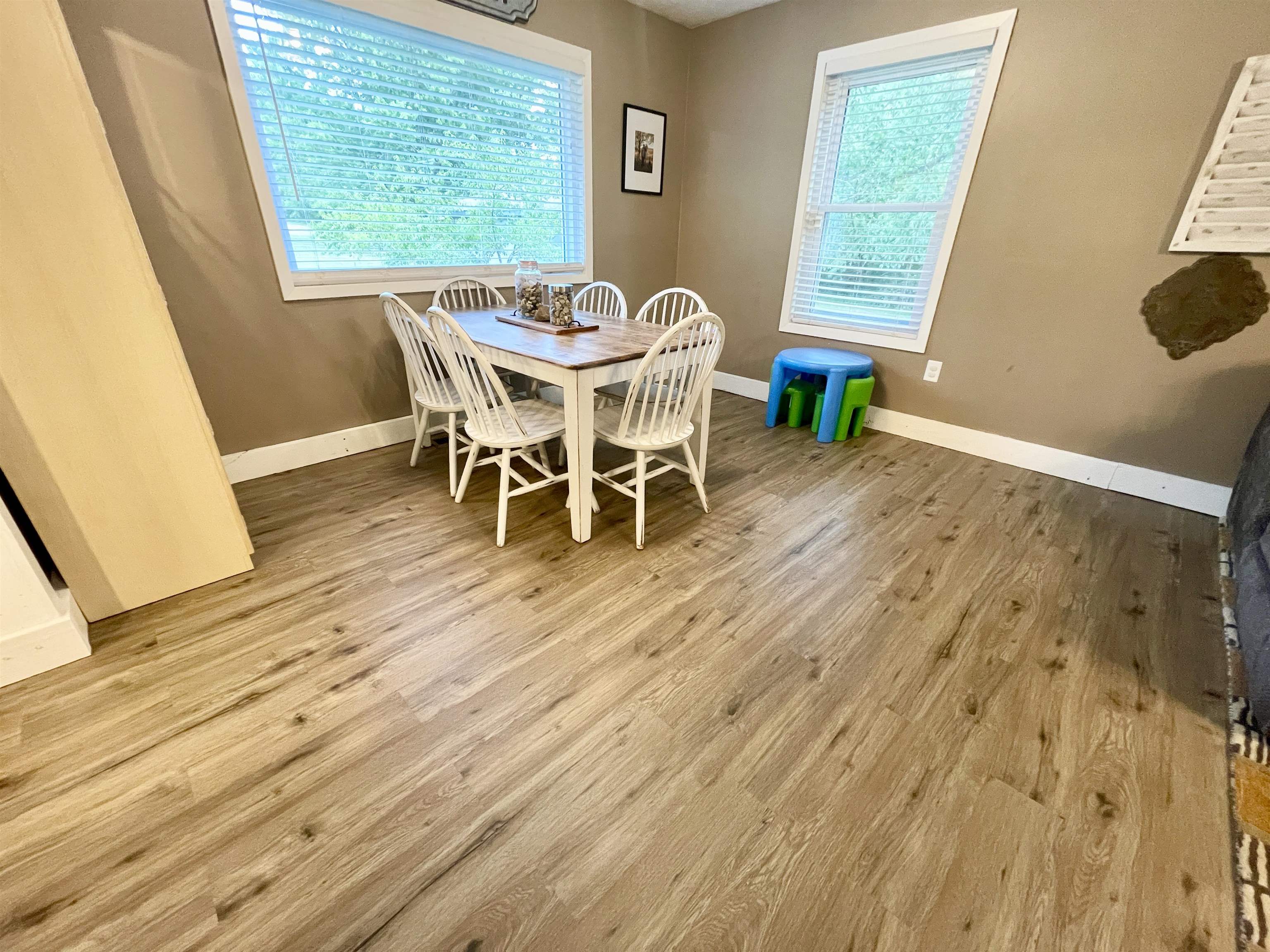 5698 S 9  Salem, AR
