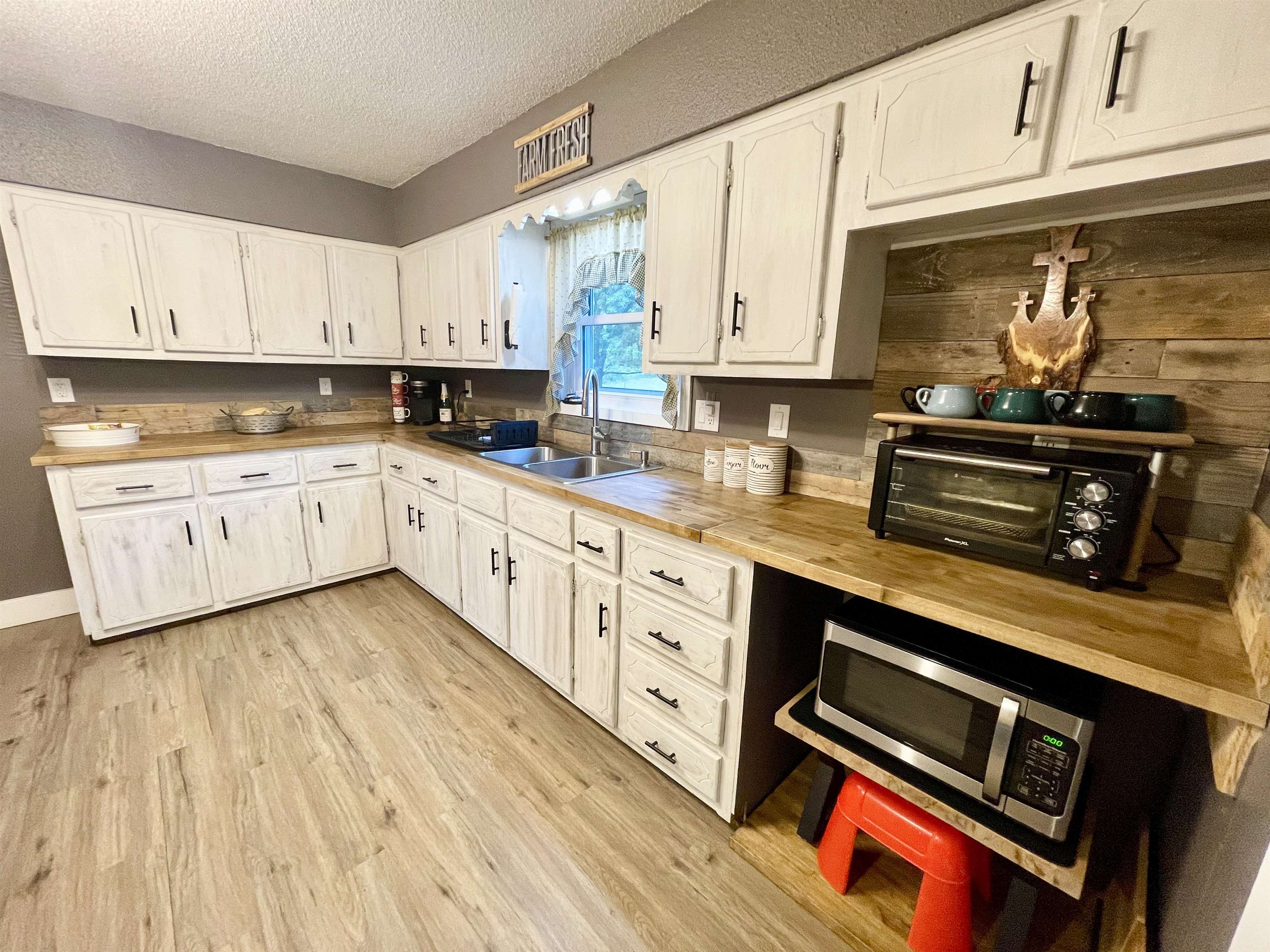 5698 S 9  Salem, AR