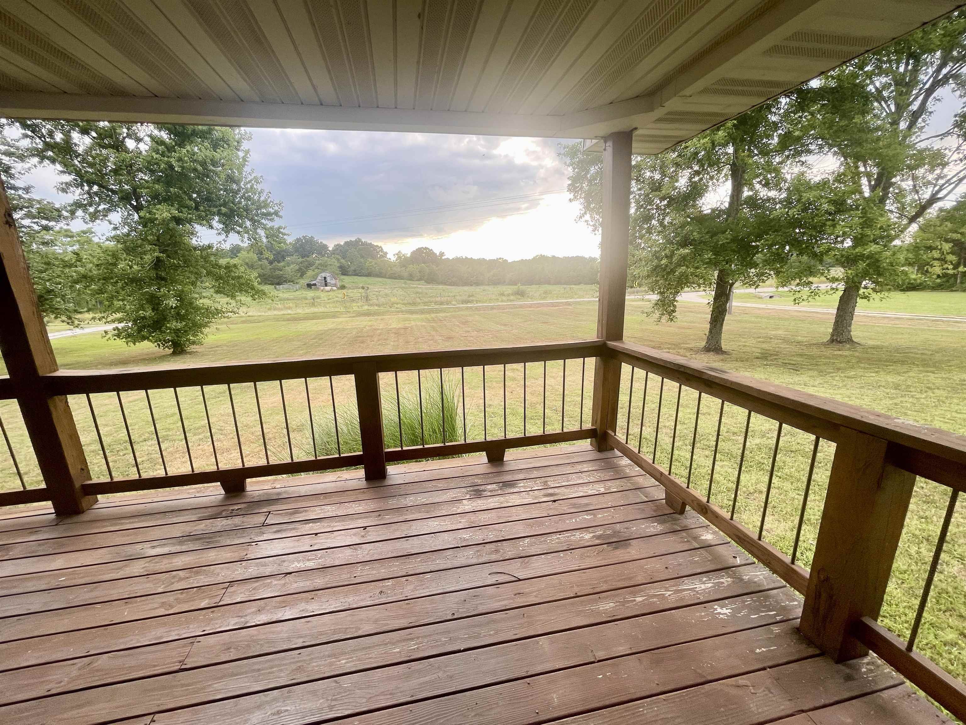 5698 S 9  Salem, AR