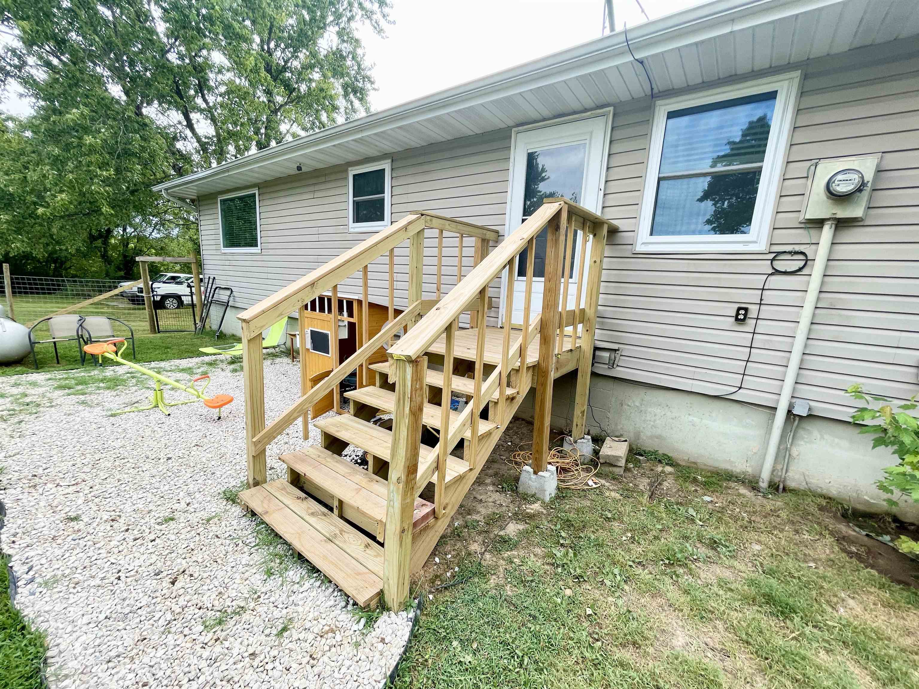 5698 S 9  Salem, AR