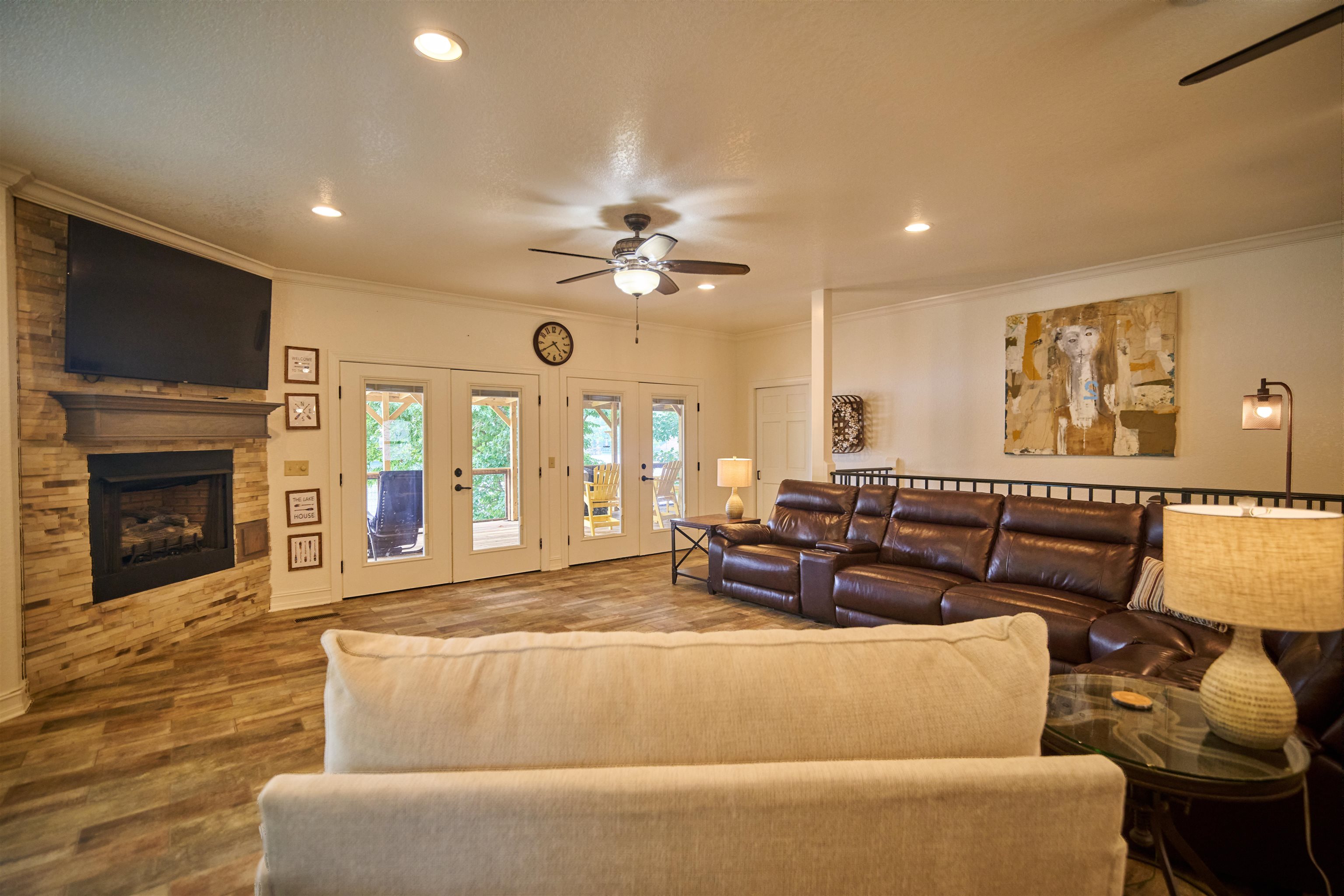 509 B Woodland Hills Rd  Hardy, AR