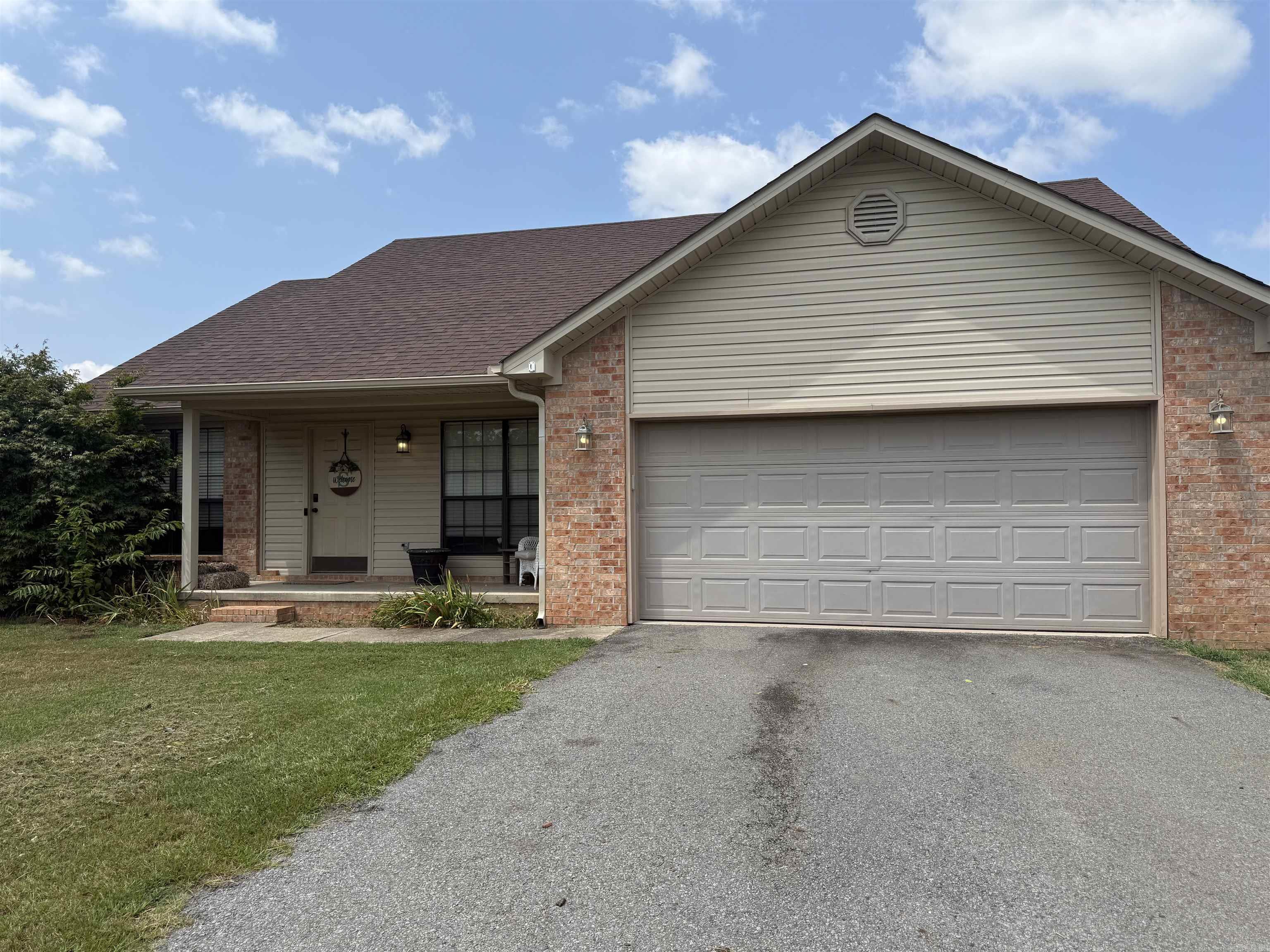 85 Arrowhead  Greenbrier, AR