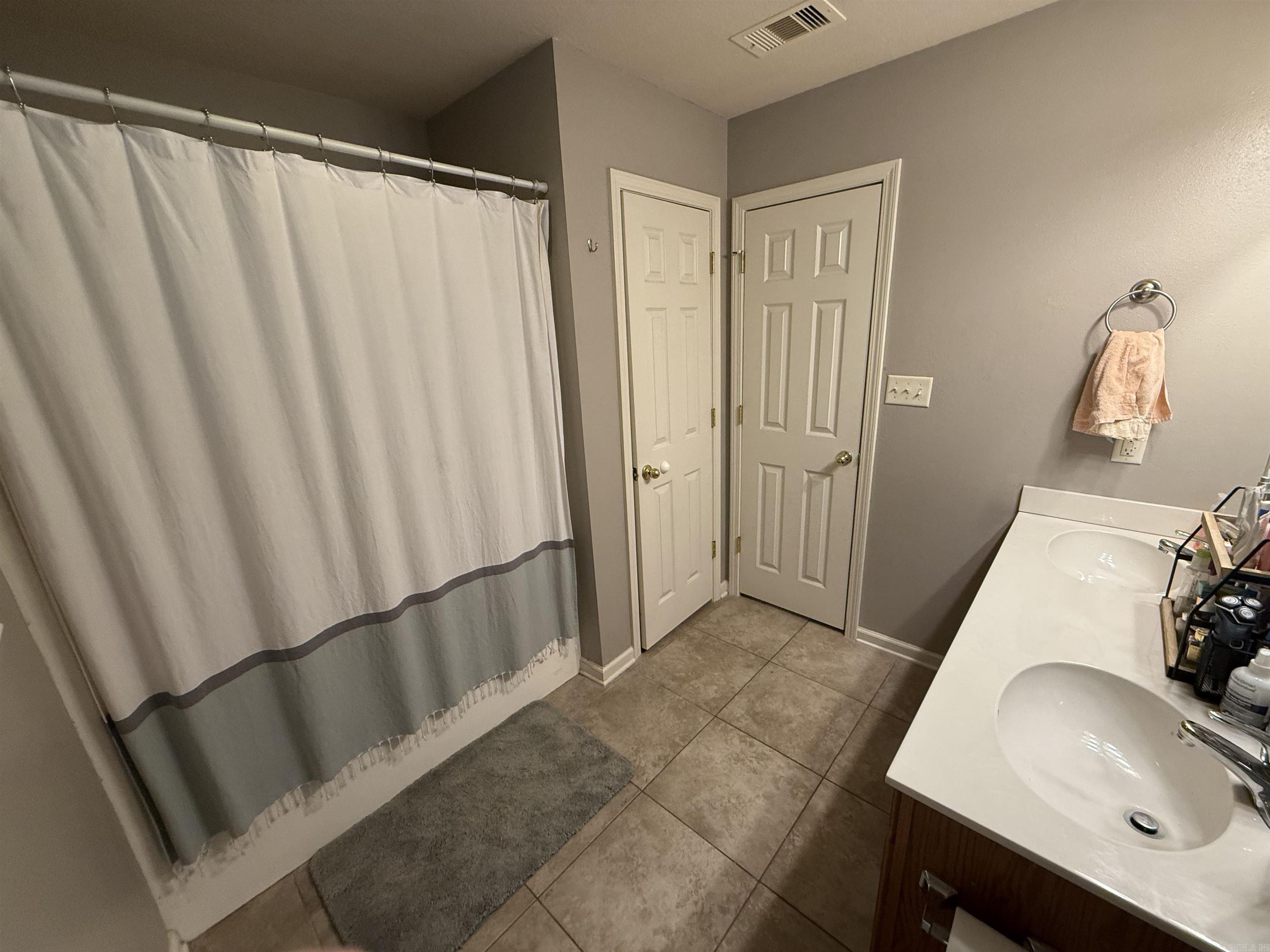 85 Arrowhead  Greenbrier, AR