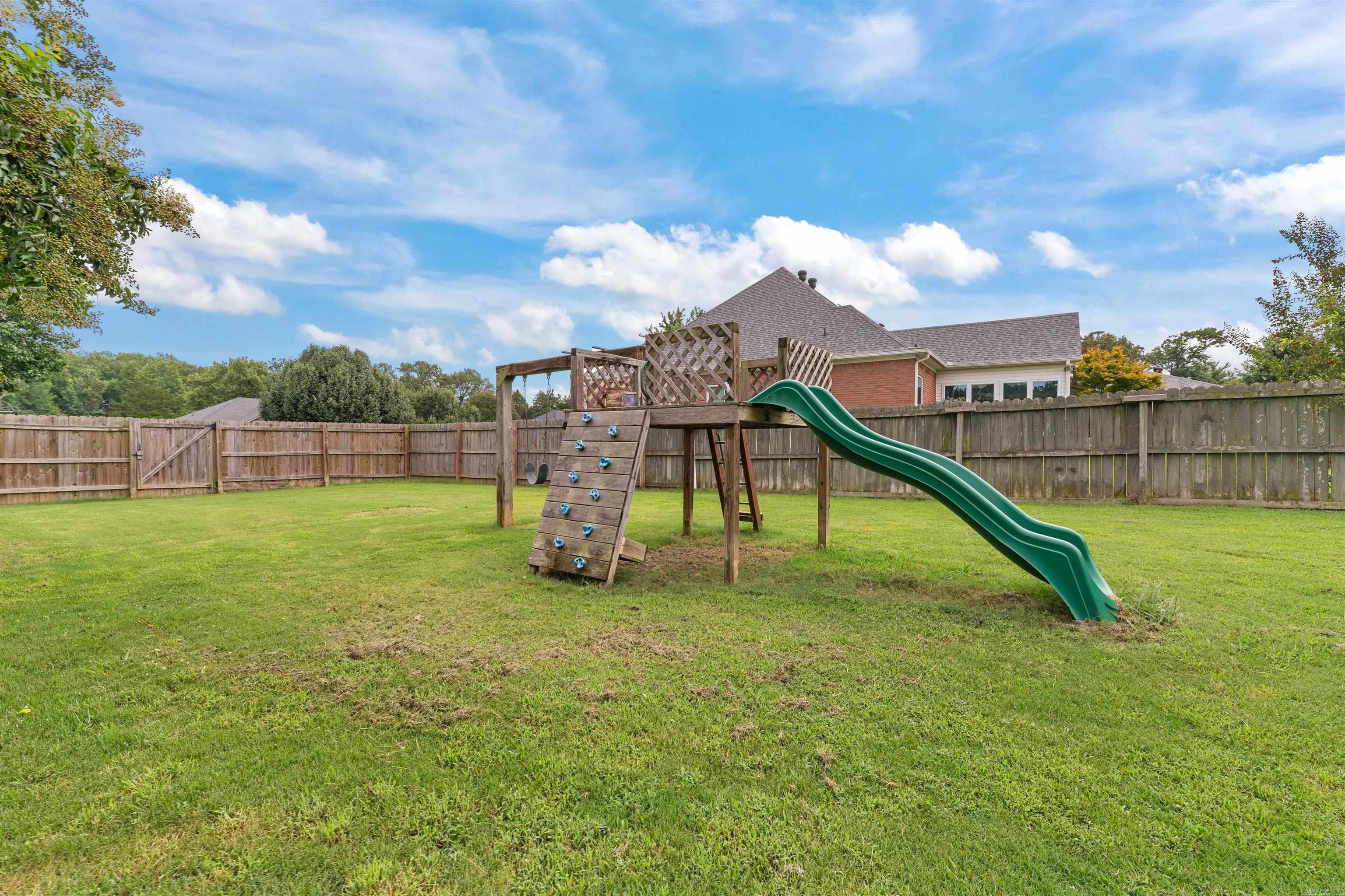 18 Oak Brook  Cabot, AR