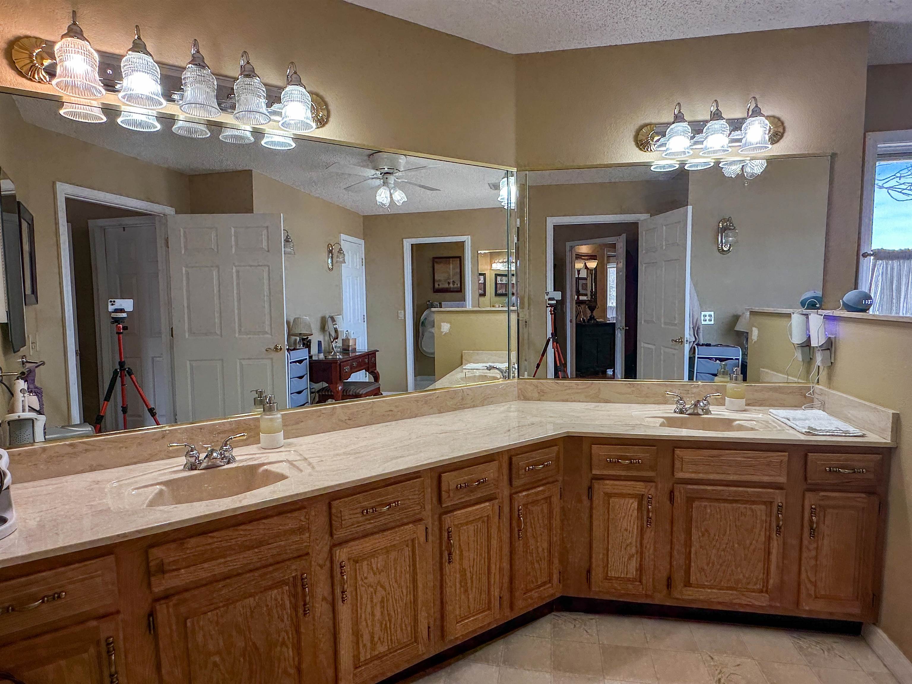 606 S Shore  Horseshoe Bend, AR