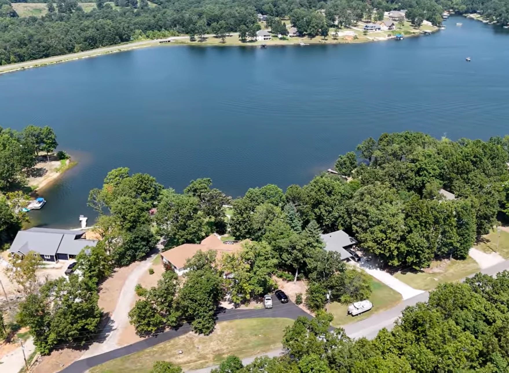 606 S Shore  Horseshoe Bend, AR