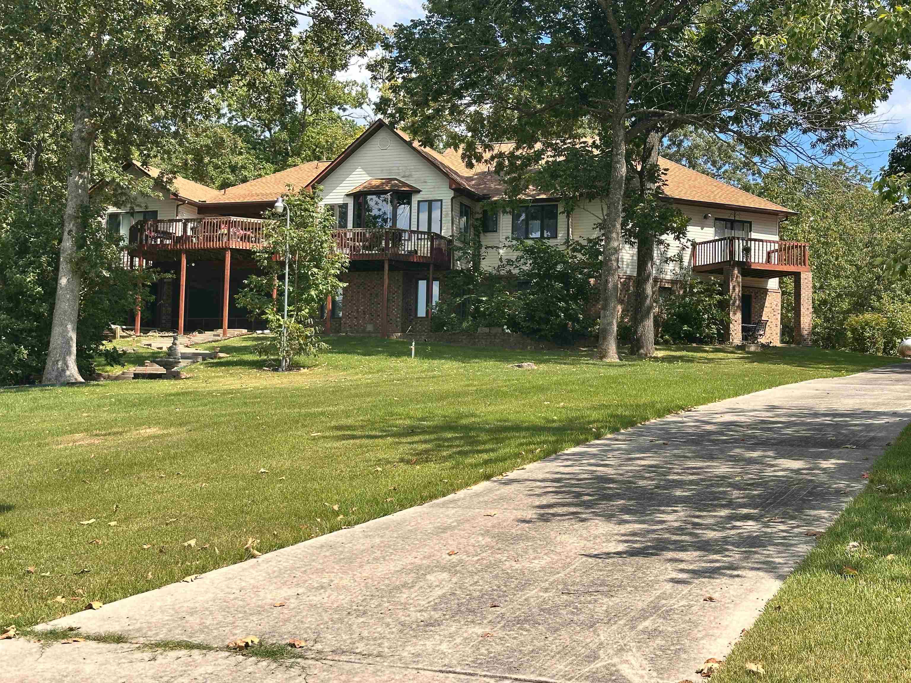 606 S Shore  Horseshoe Bend, AR