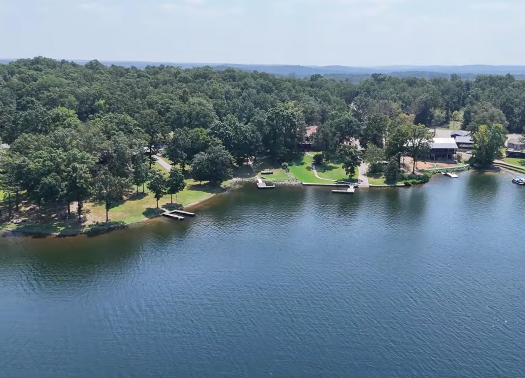 606 S Shore  Horseshoe Bend, AR