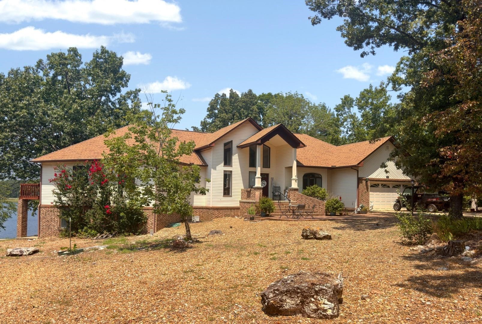 606 S Shore  Horseshoe Bend, AR