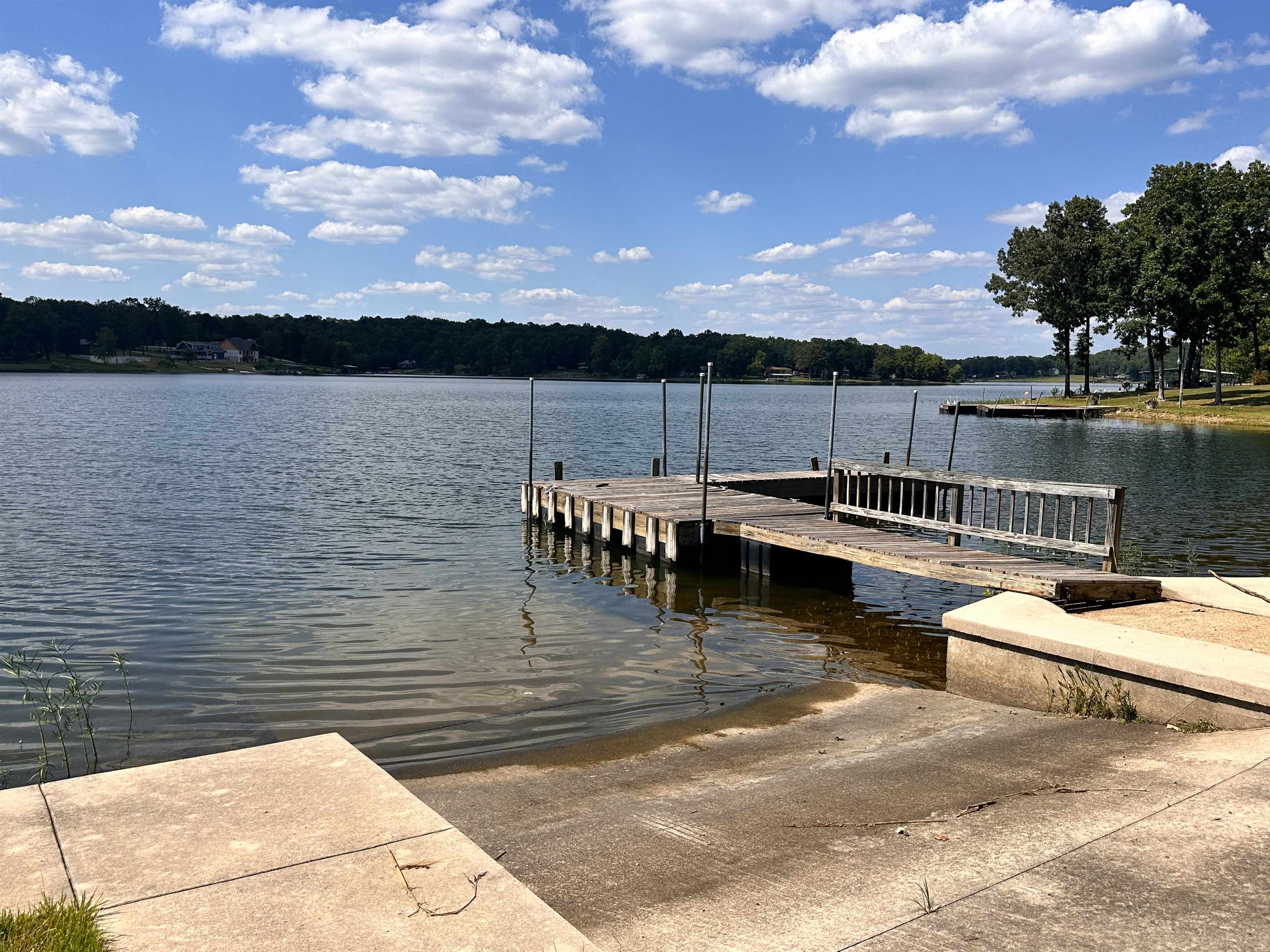 606 S Shore  Horseshoe Bend, AR