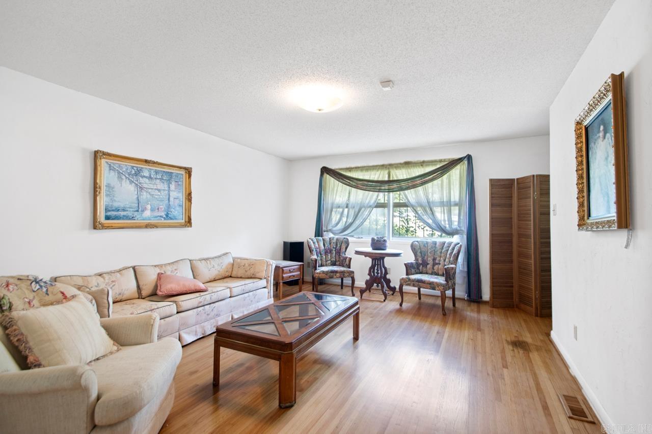 1 Vista Dr  Little Rock, AR