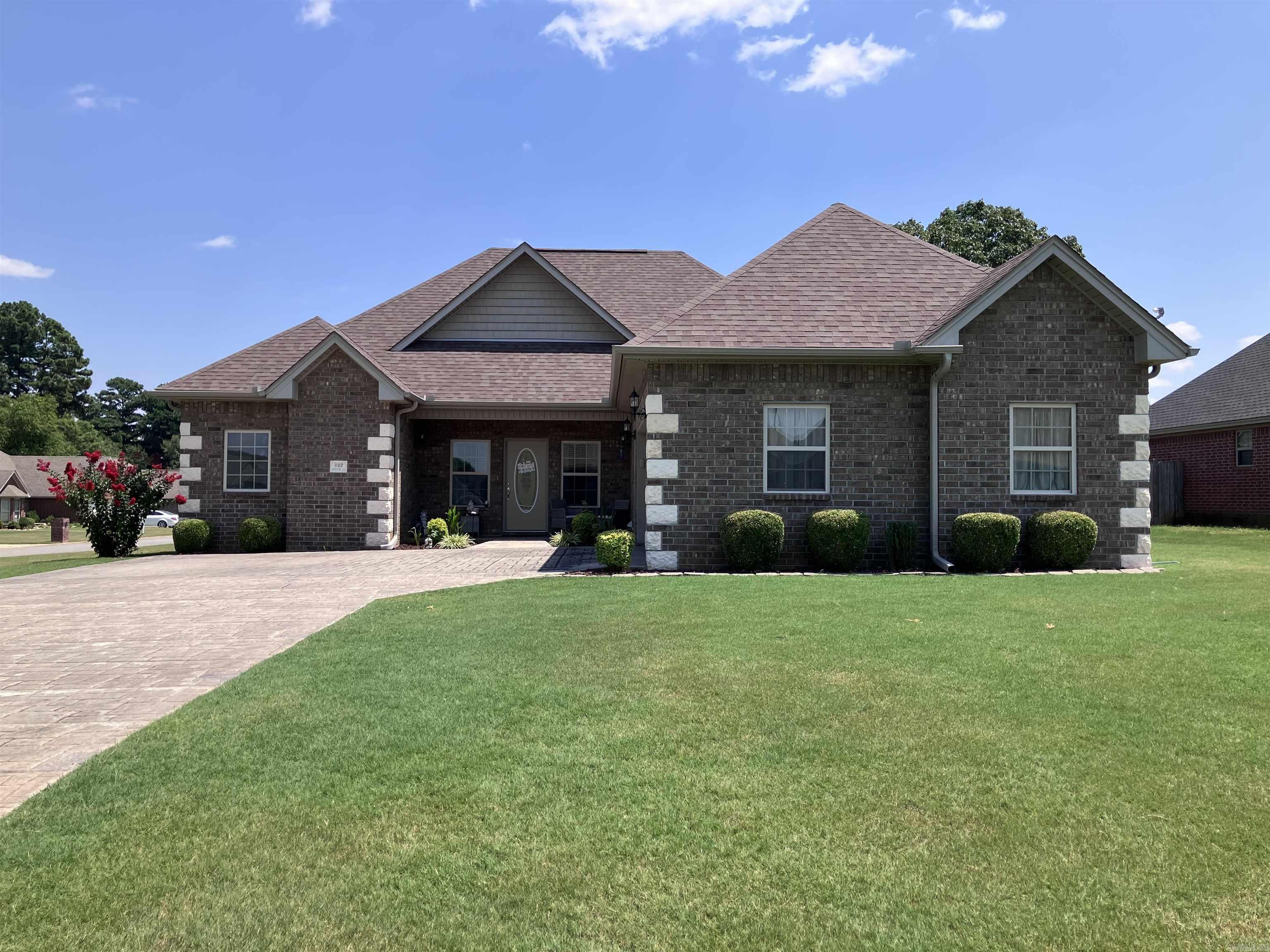 1102 Bluestone  Searcy, AR