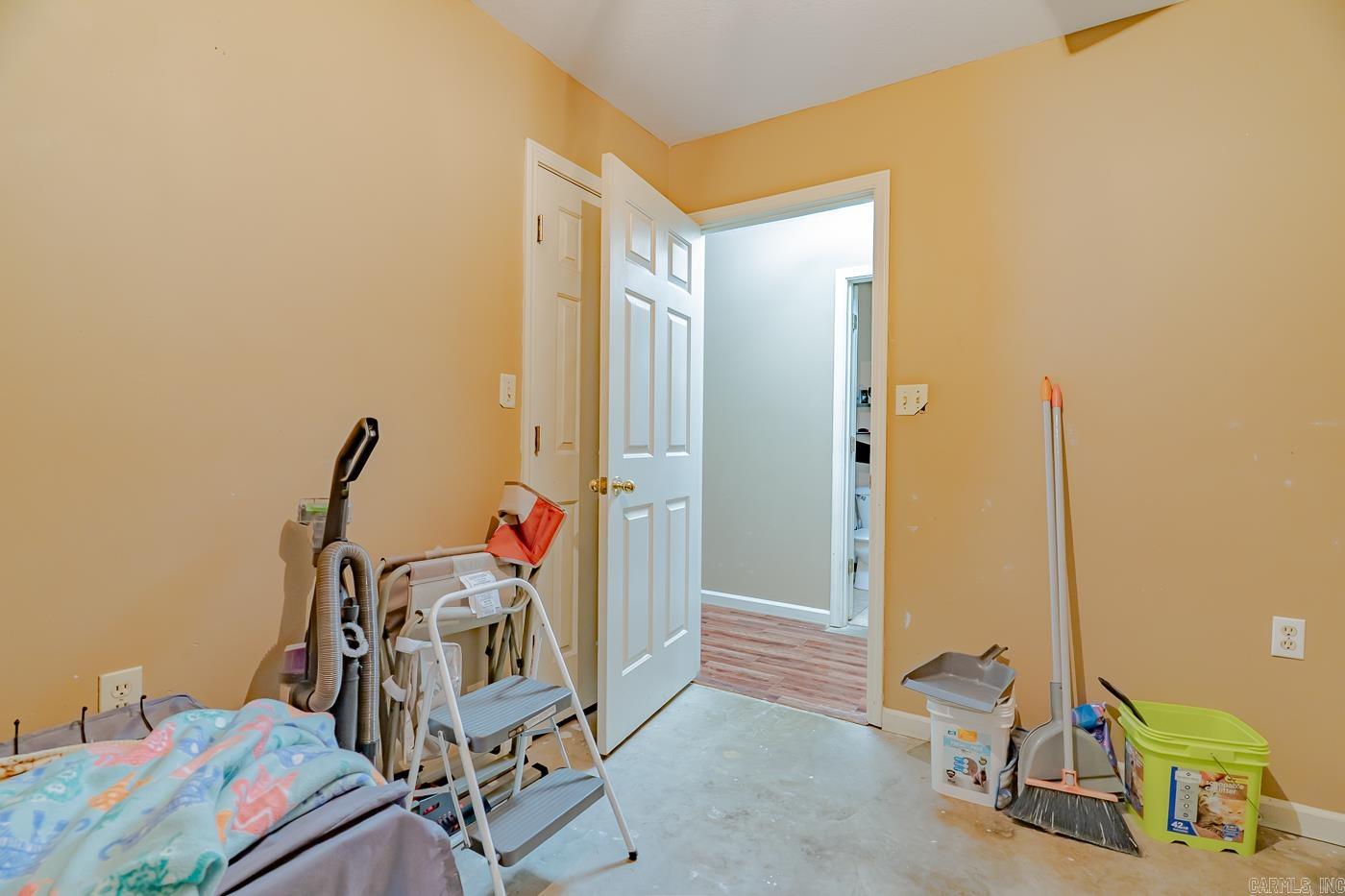 329 Robin  Bono, AR