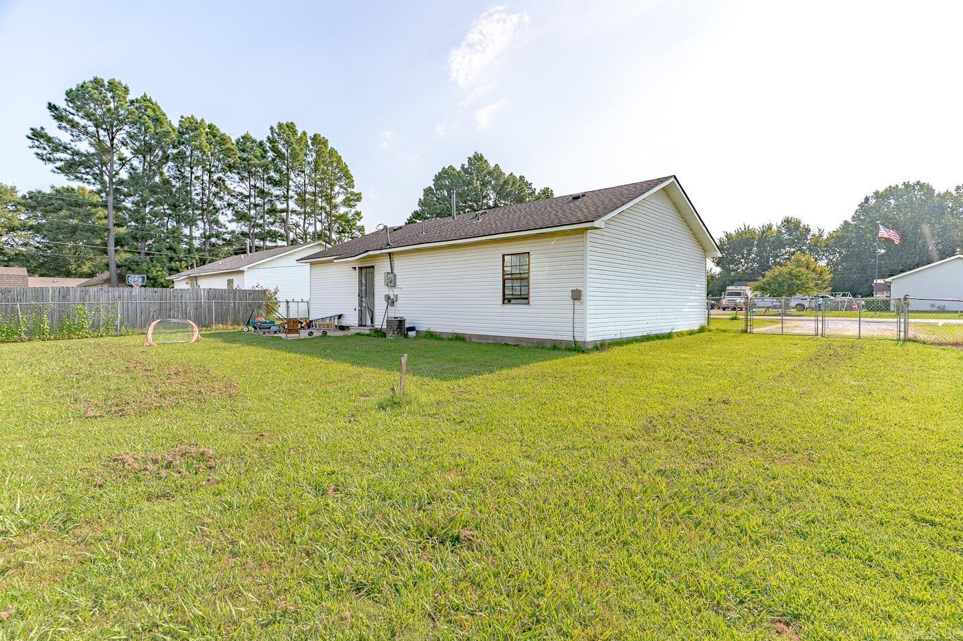 329 Robin  Bono, AR